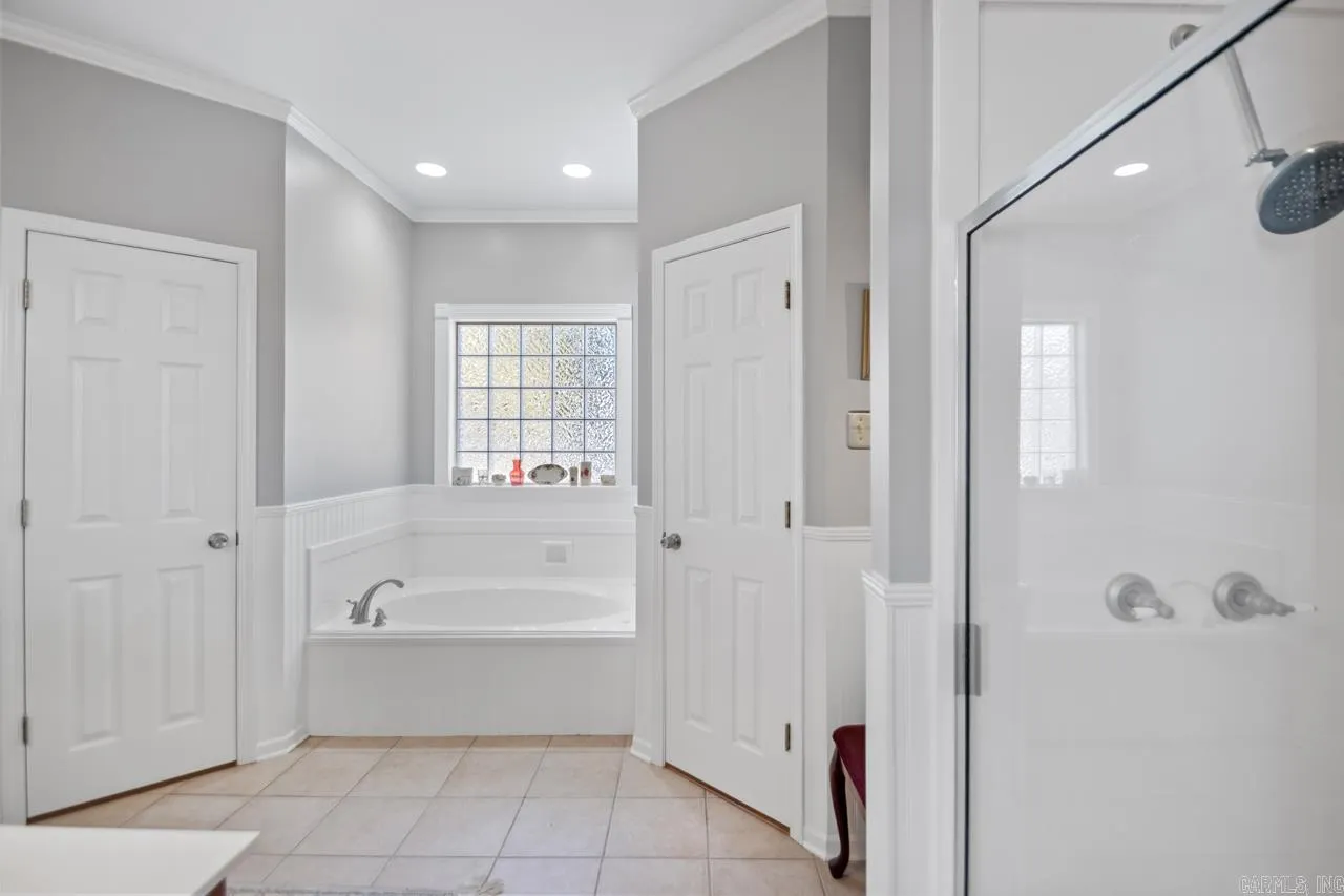 Property at 16  Ward court - Image 24