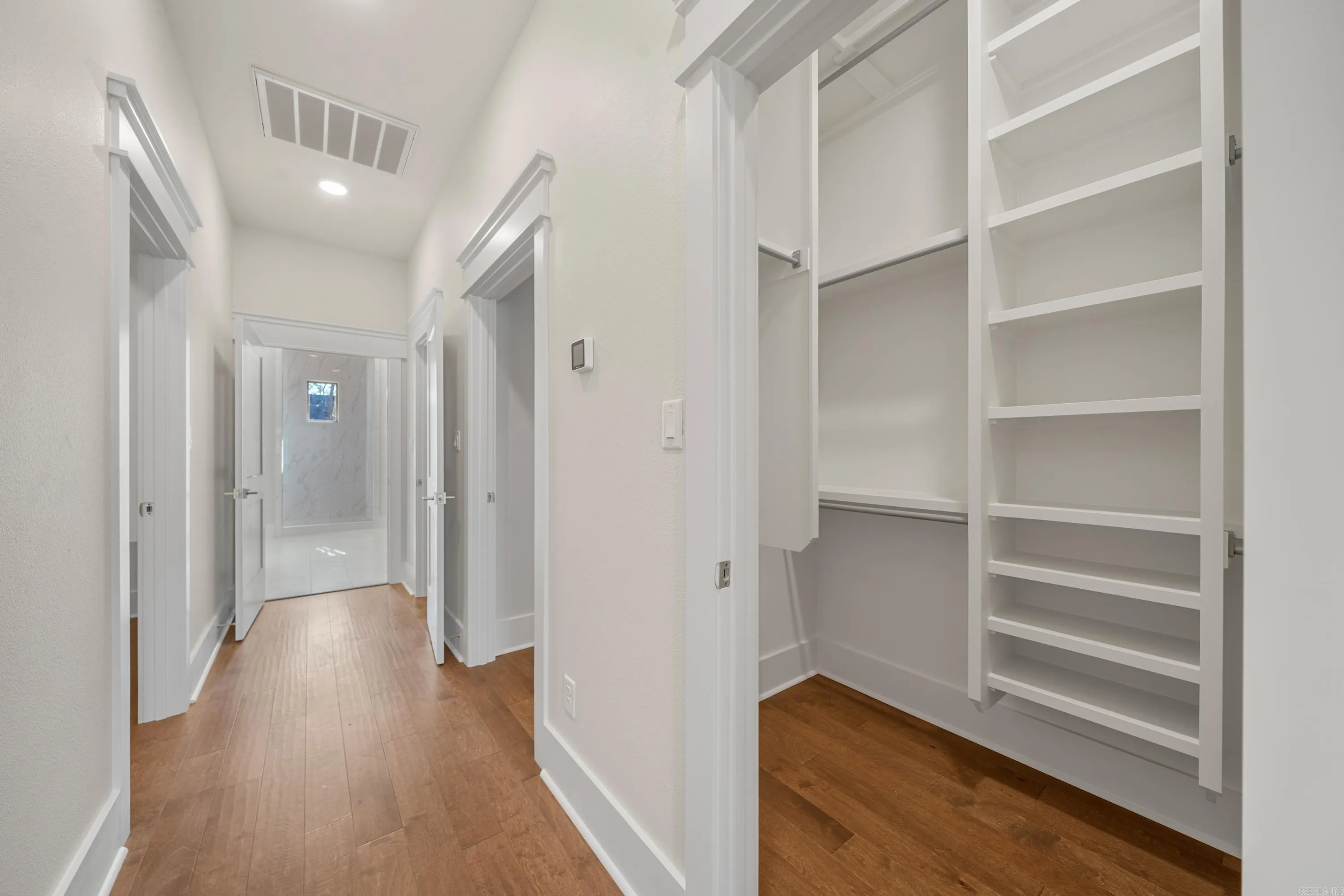 Property at 9  Loyola - Image 31