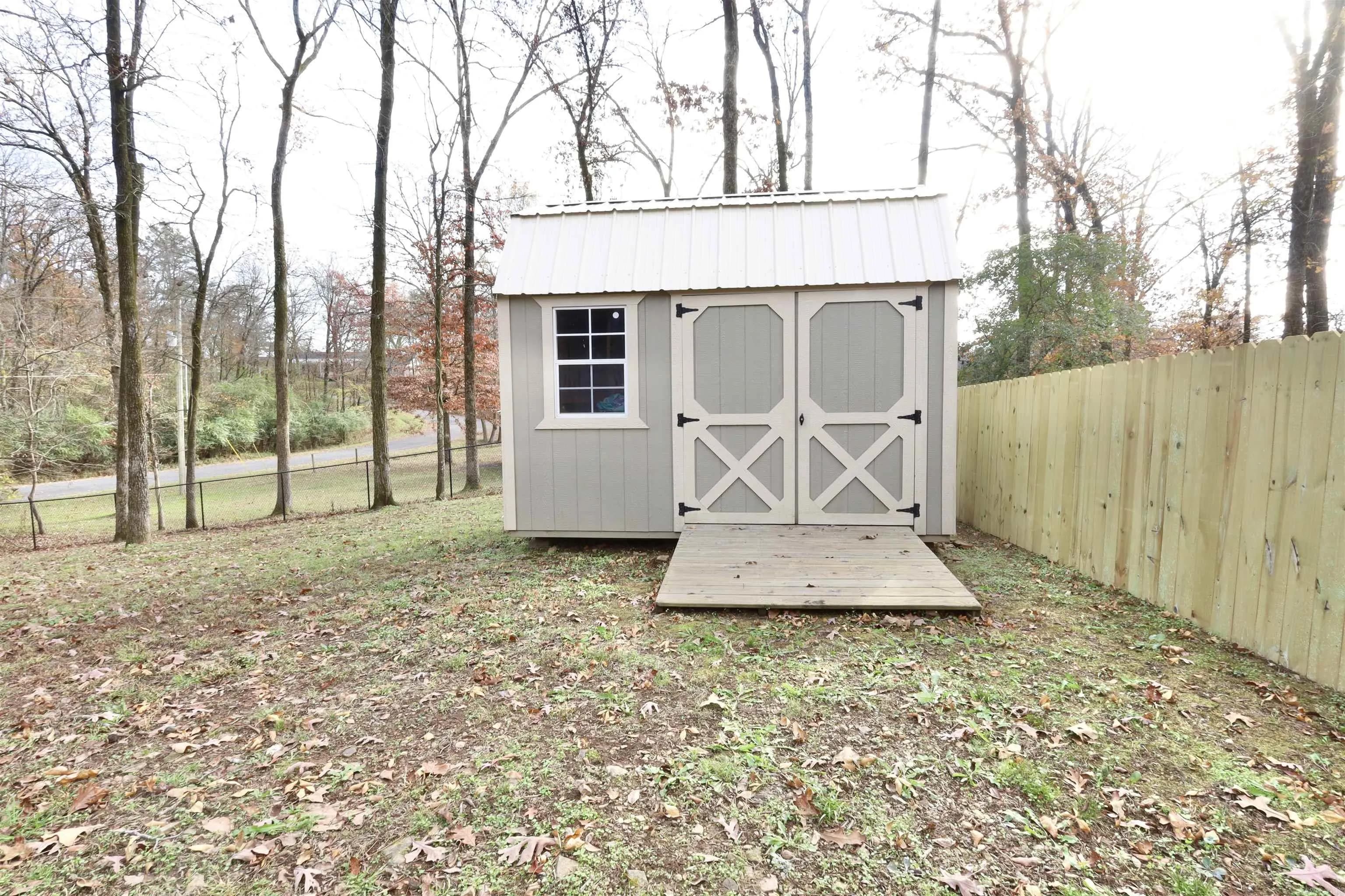 Property at 294  Bonnie brae - Image 29