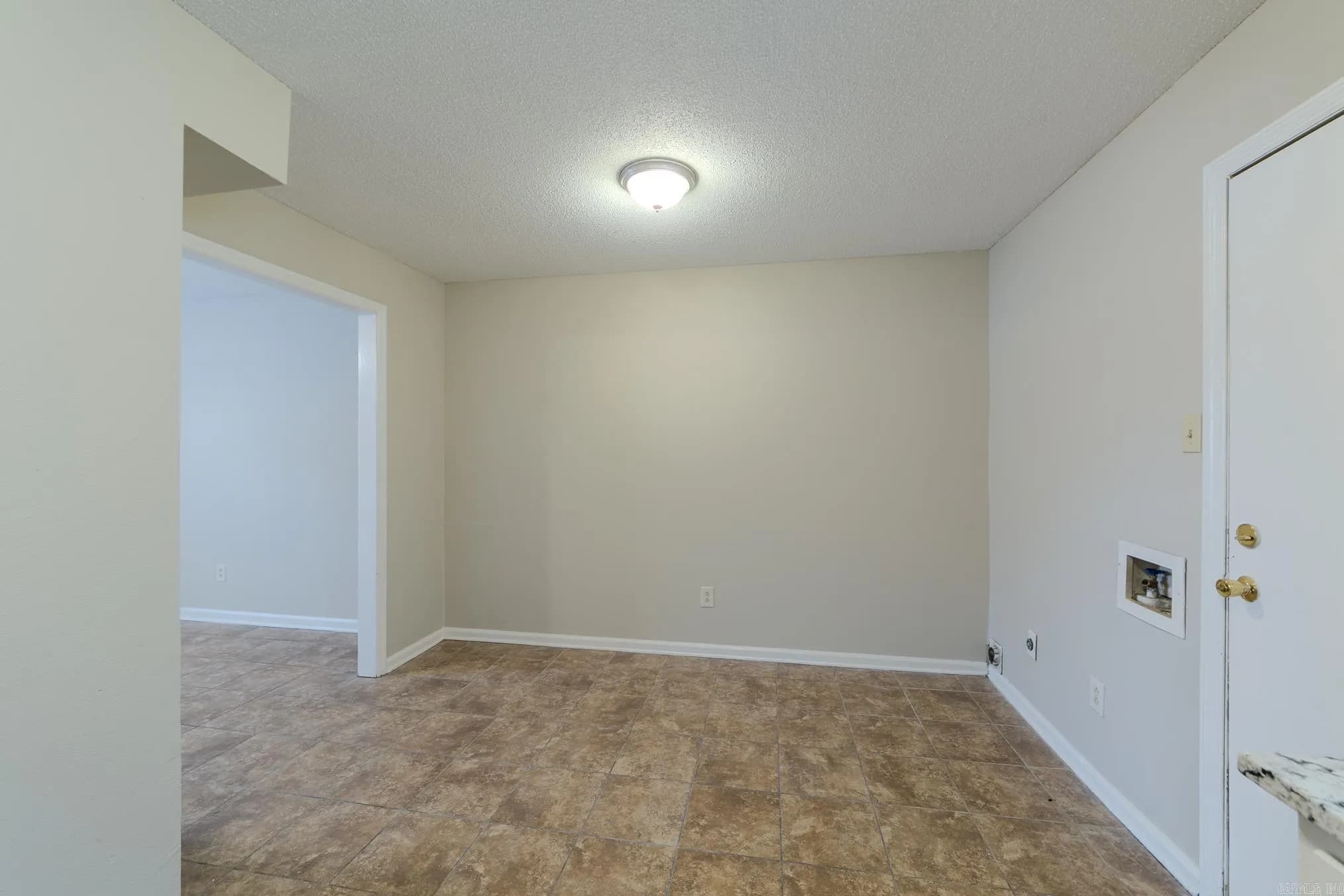 Property at 1012 W Myrtle, A - Image 17
