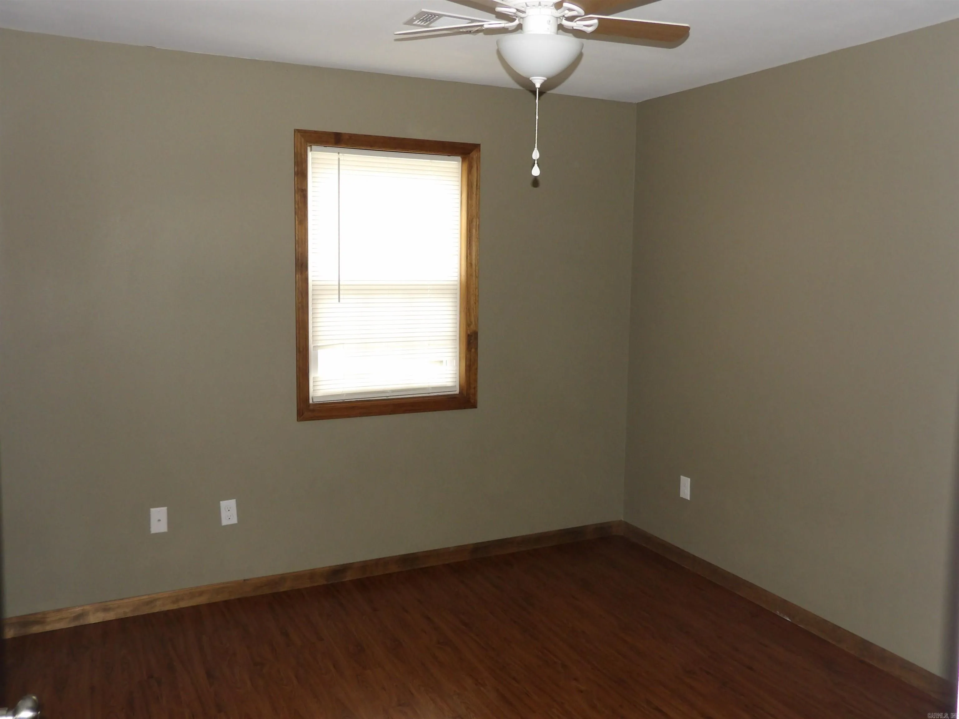 Property at 125 W Jackson - Image 11
