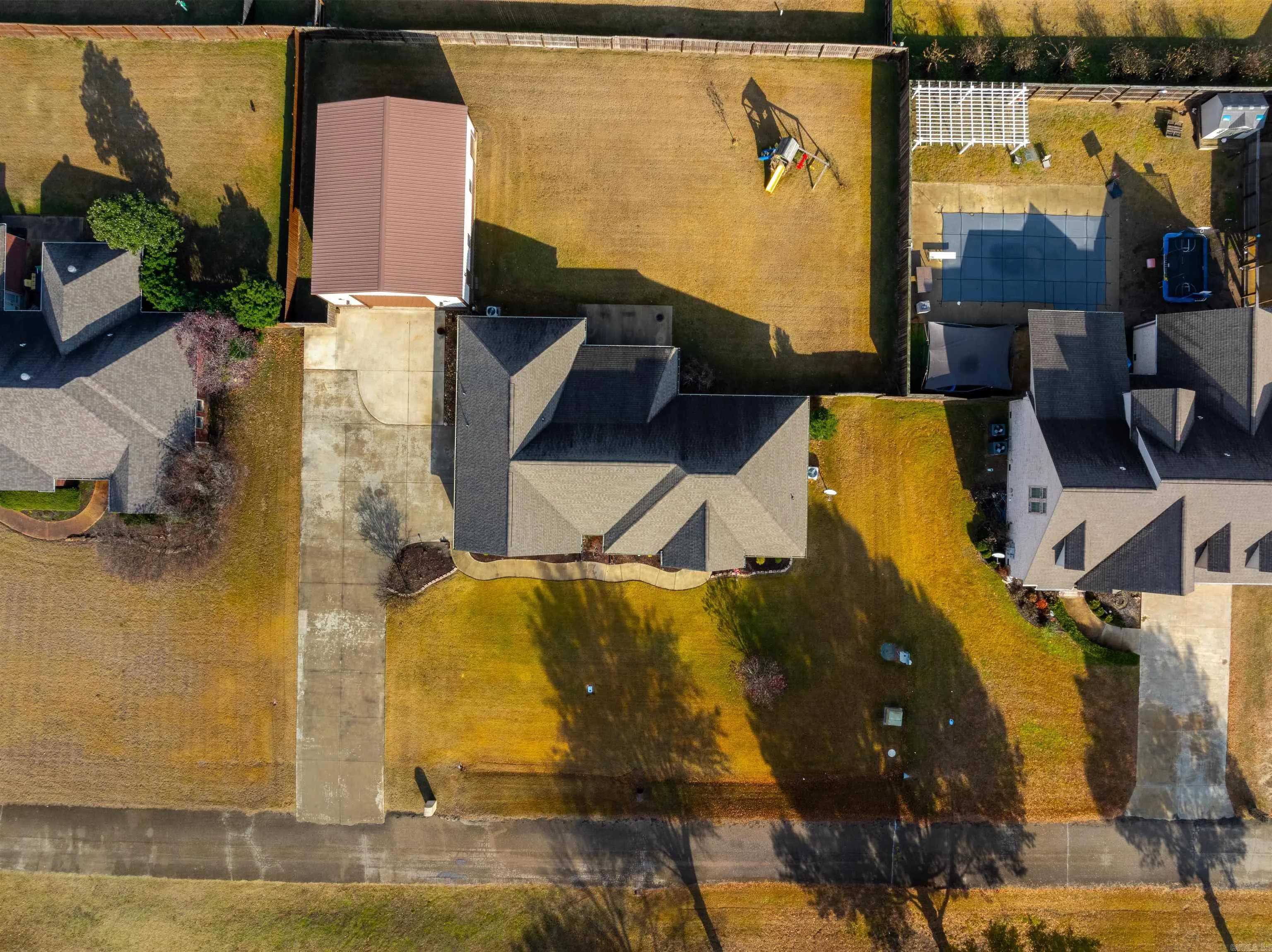 Property at 708  Country club - Image 49