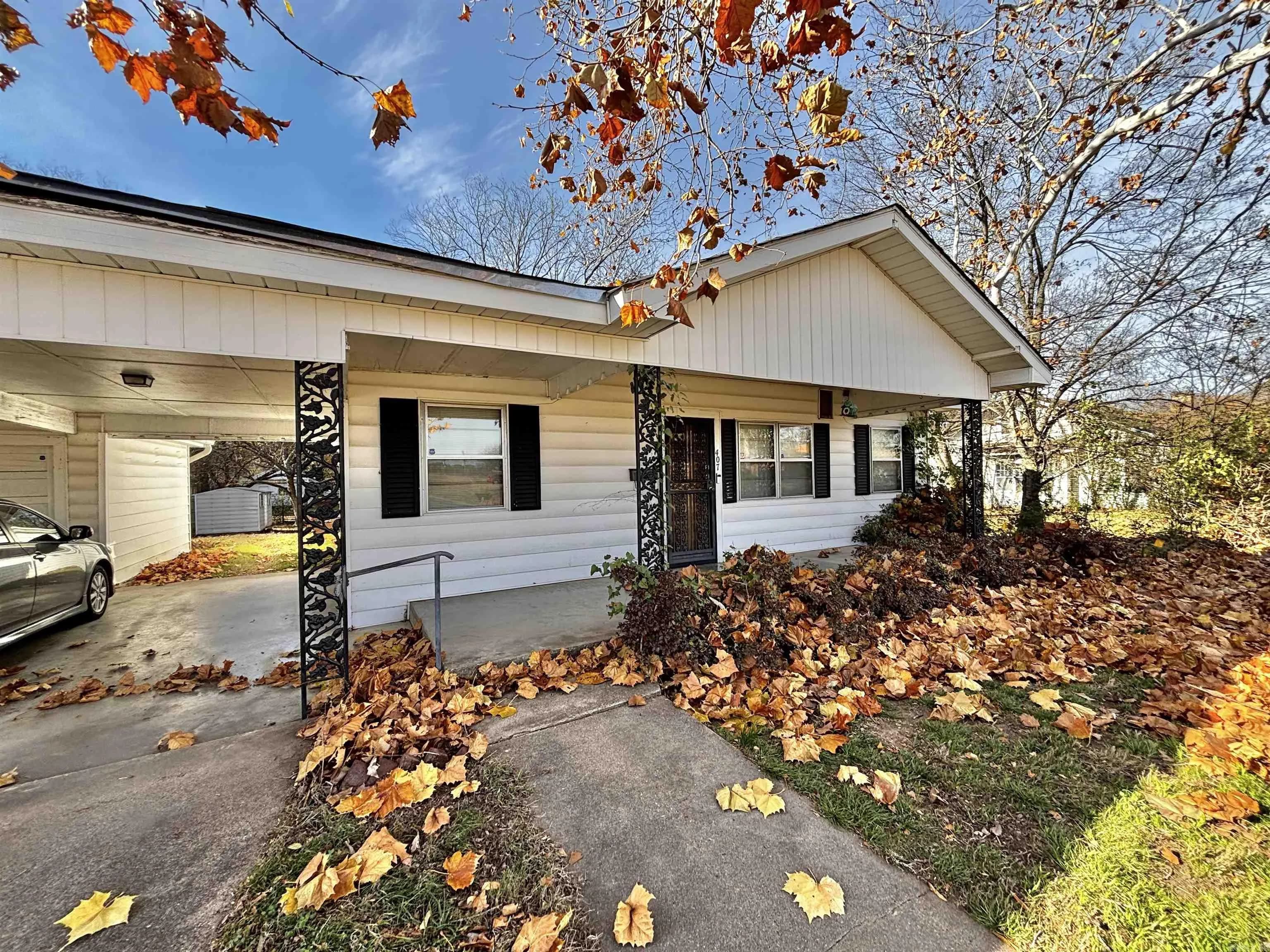 Property at 407 N Oak - Image 32