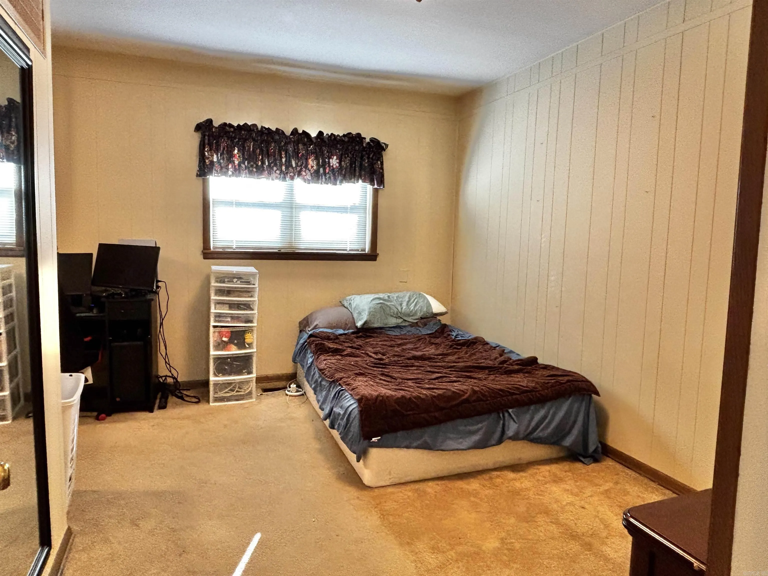 Property at 407 N Oak - Image 13