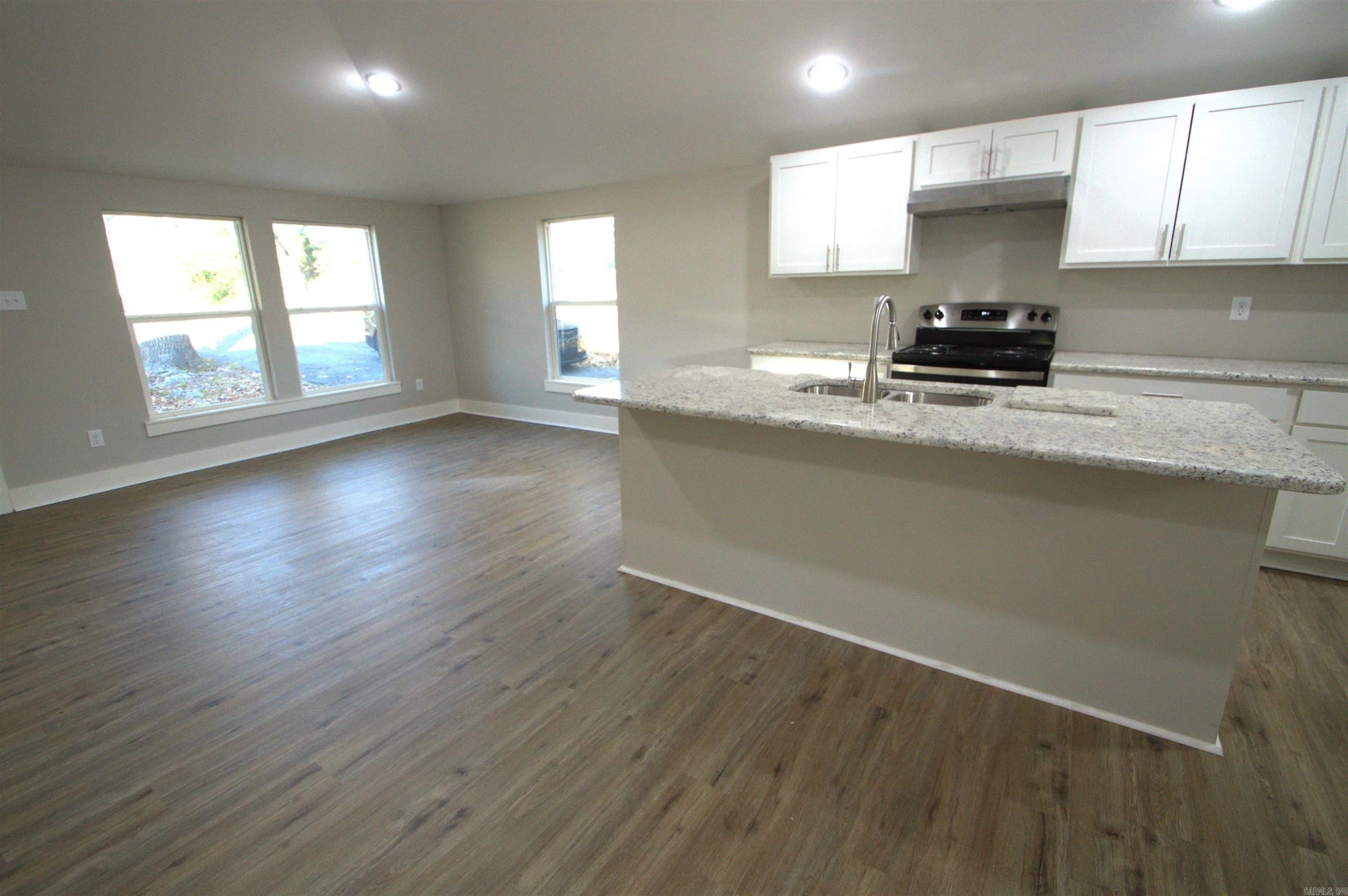 Property at 207  Kennedy - Image 5