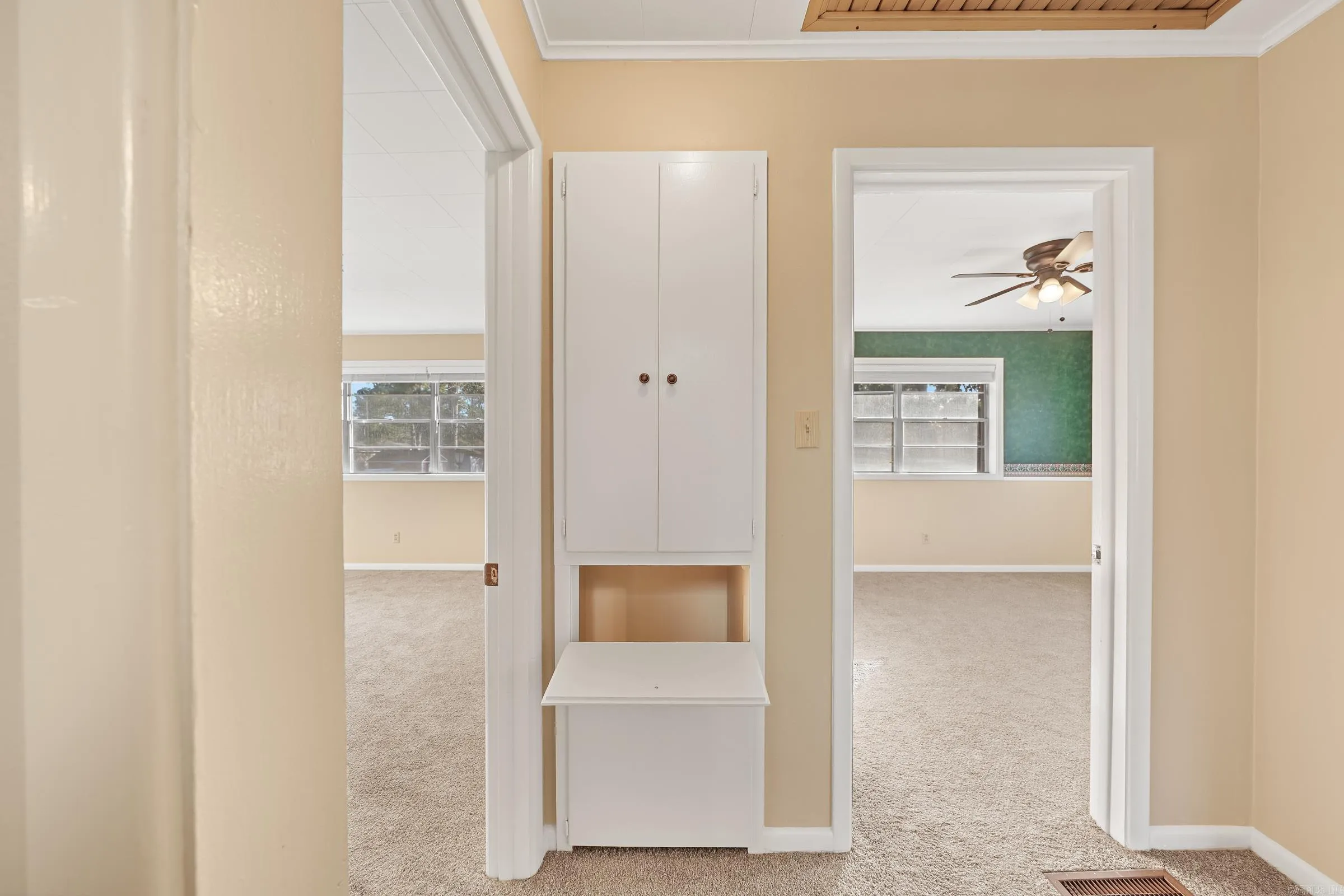 Property at 716 W Maple - Image 20