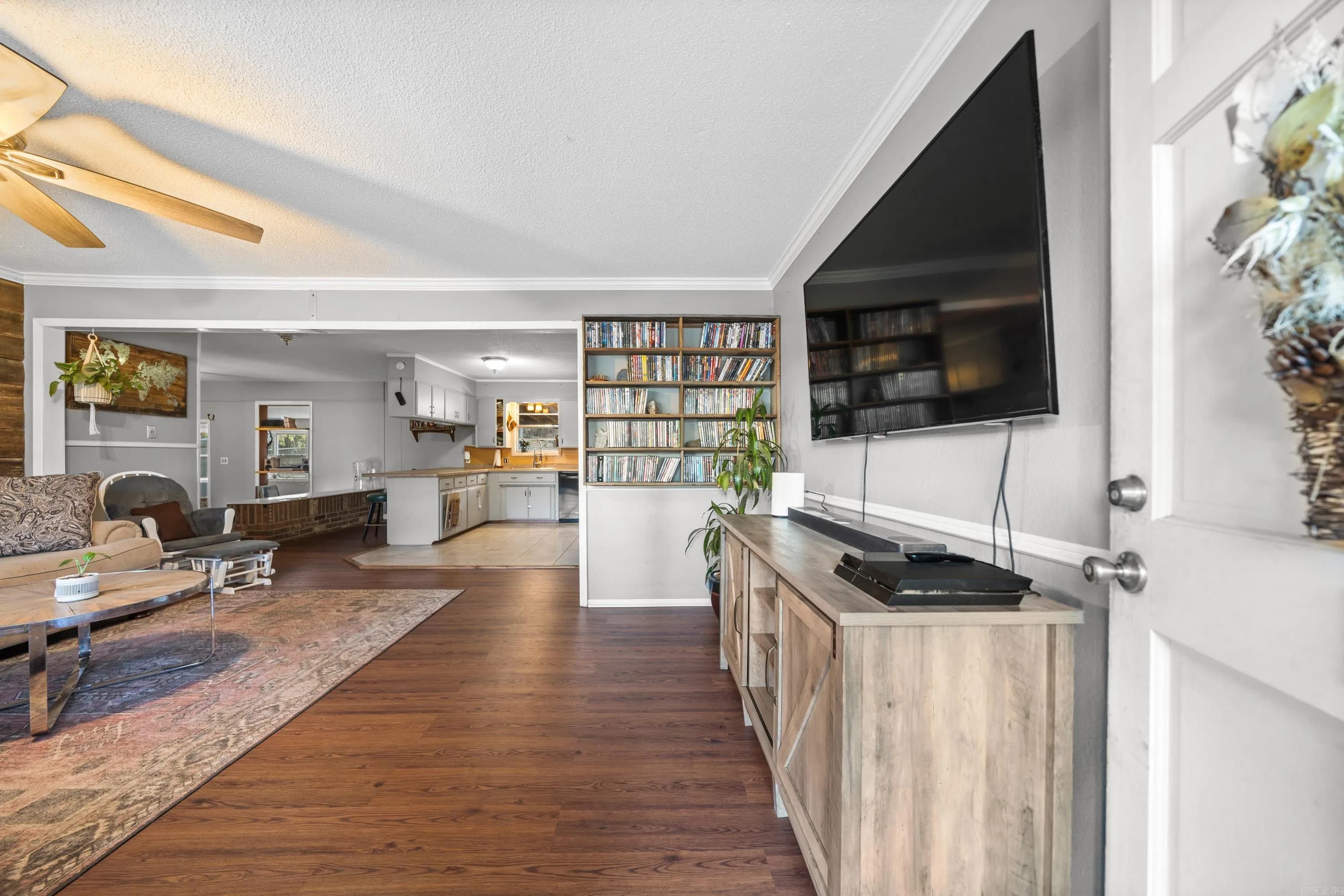 Property at 229  Curbstone - Image 3