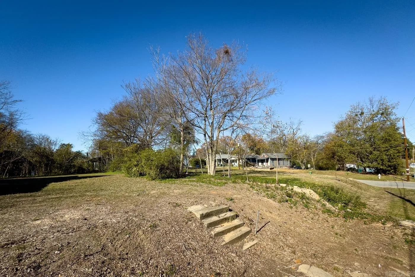 Property at 2404  Scott - Image 7