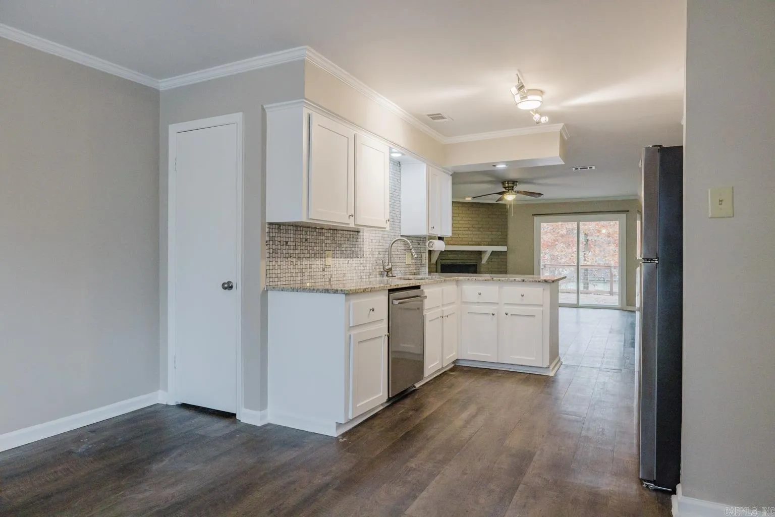 Property at 2913  Stivers - Image 17