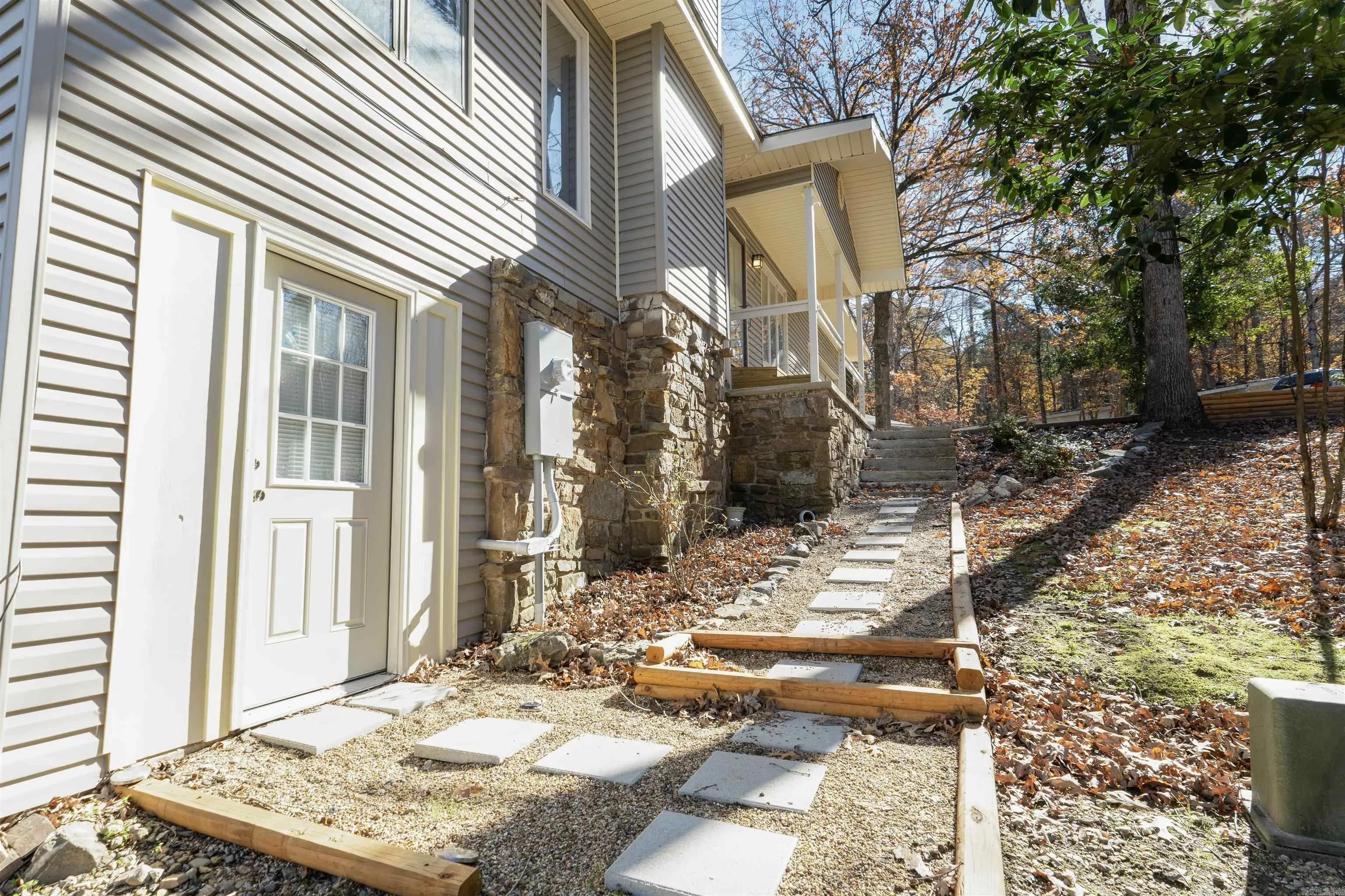 Property at 28  Cambre - Image 2