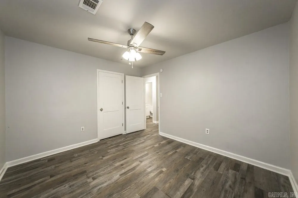 Property at 16  Frances - Image 21