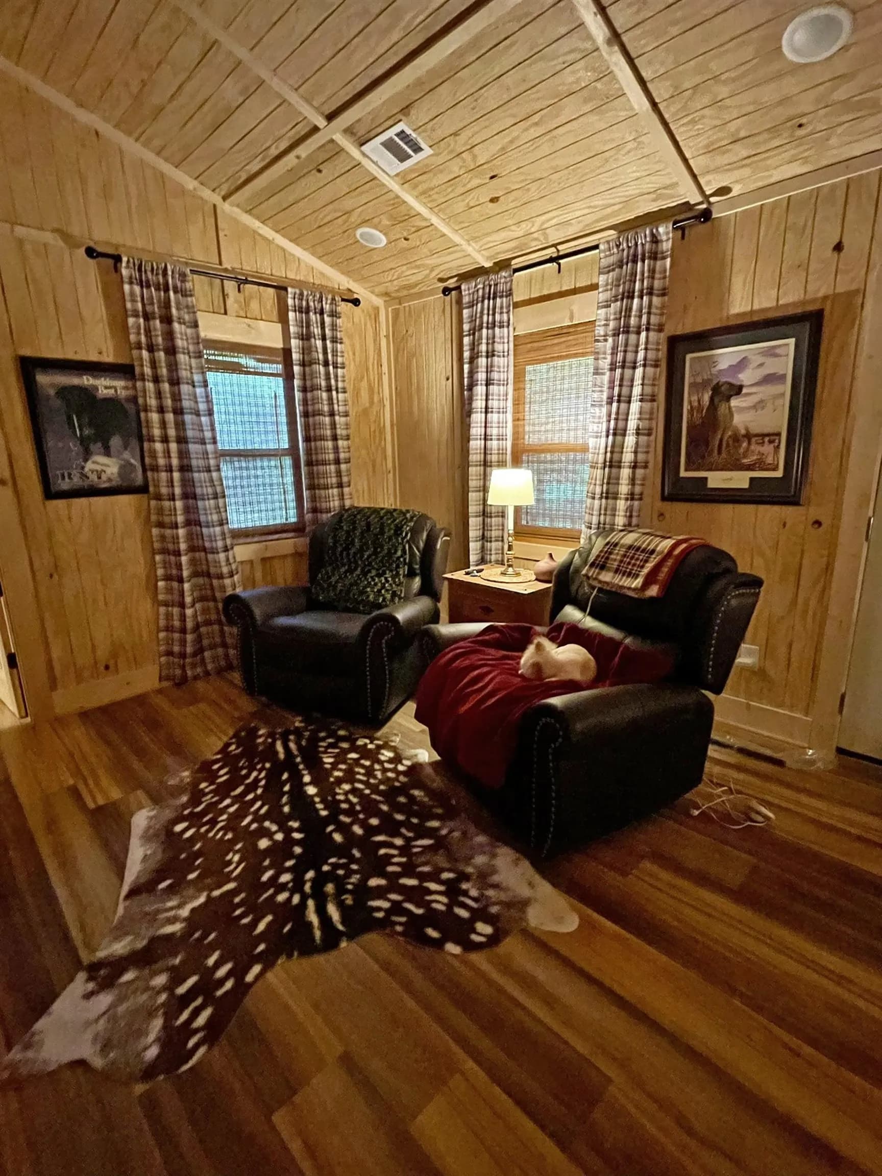 Property at 11  Lawrence #5030 - Image 7