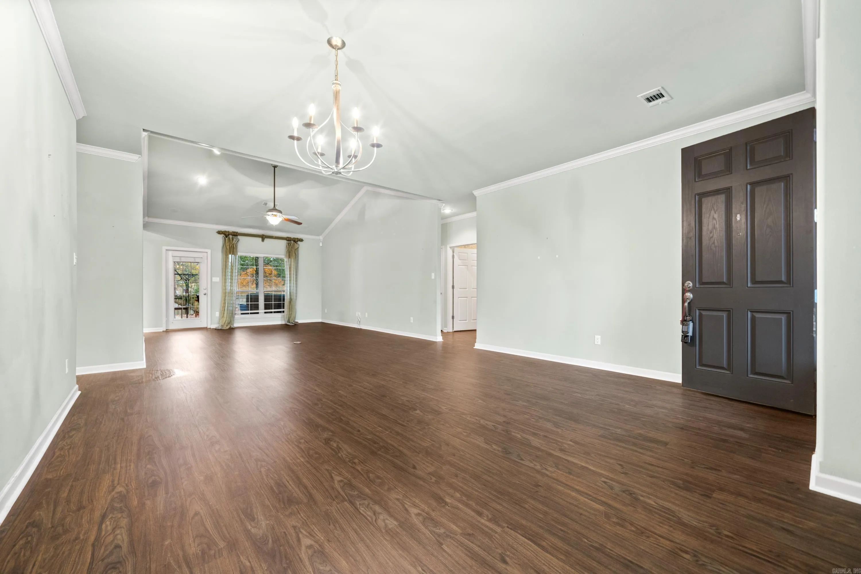 Property at 406  Willowbend - Image 4