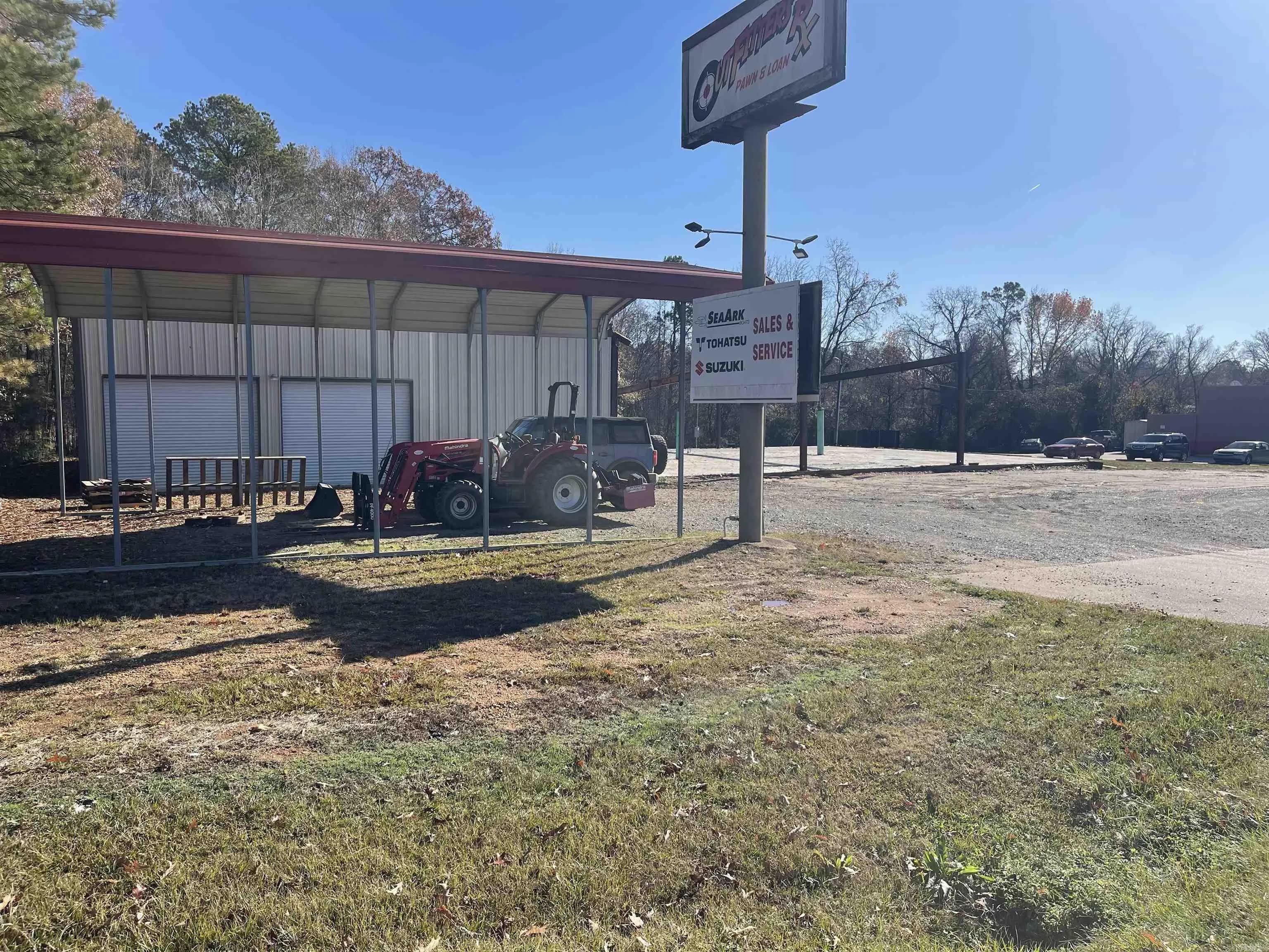 Property at 922 N Highway 425 - Image 4
