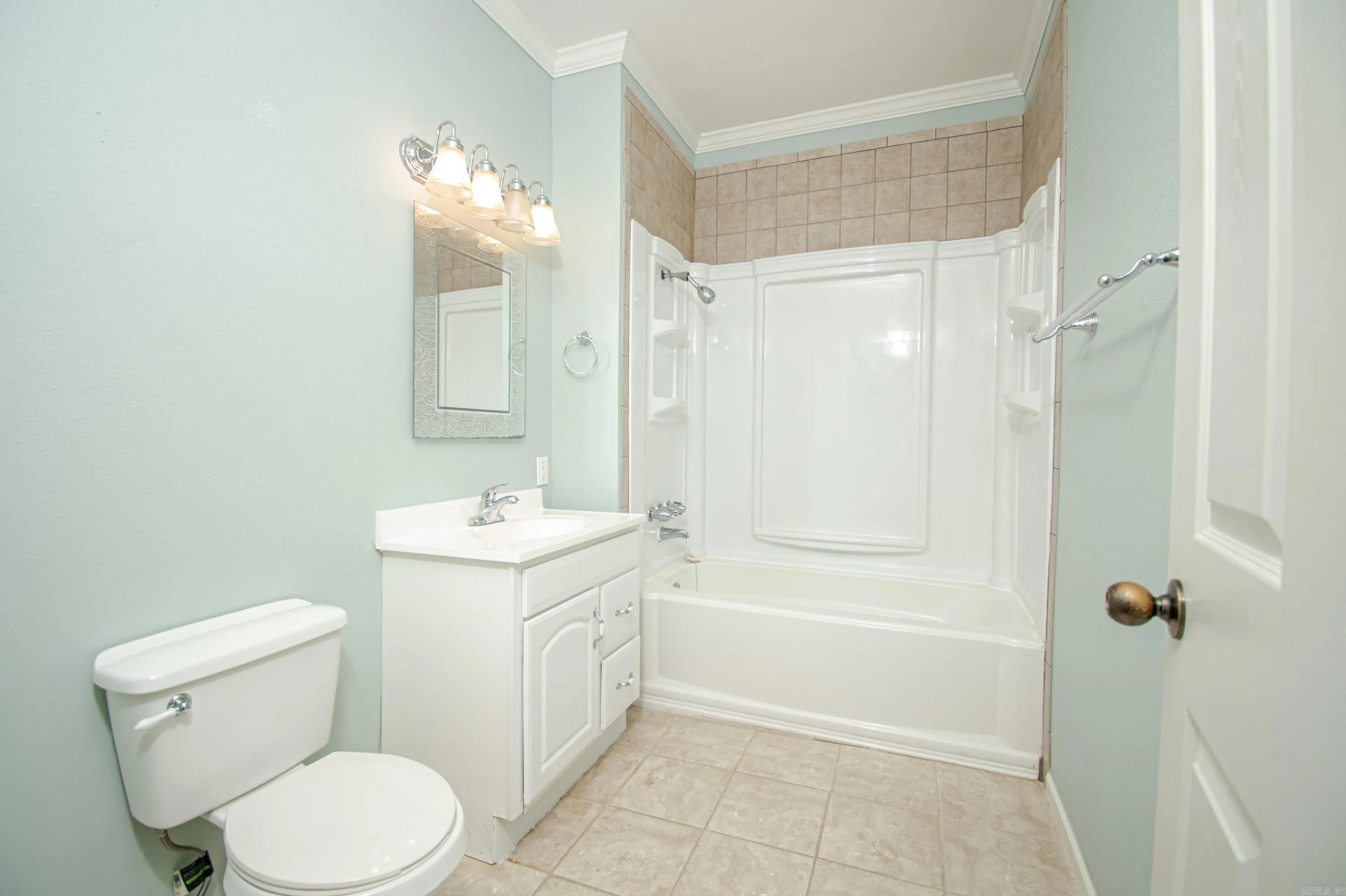 Property at 1127 N Main st - Image 19