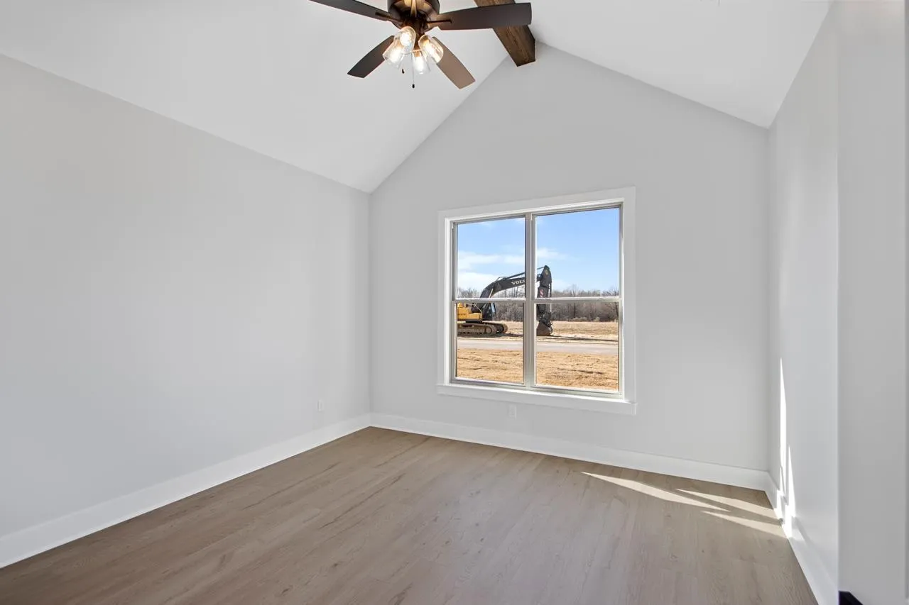 Property at 1009  Black bass - Image 18
