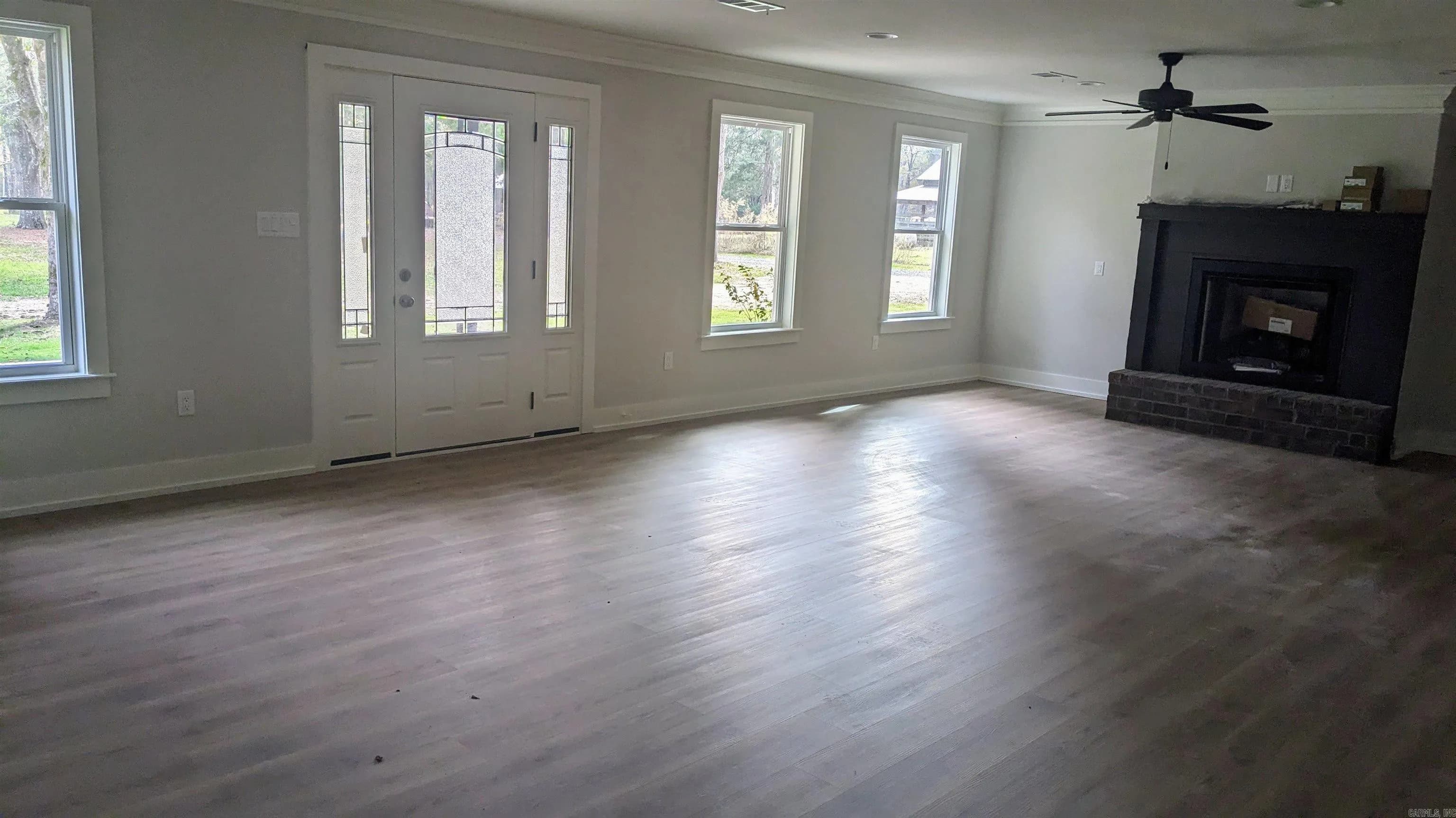 Property at 737  Central - Image 5