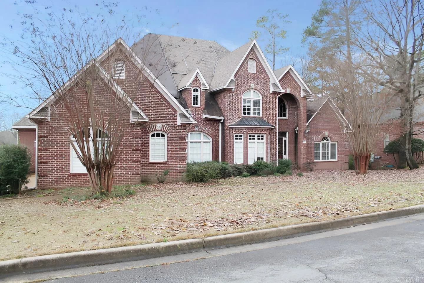 Property at 11  Kerien - Image 1