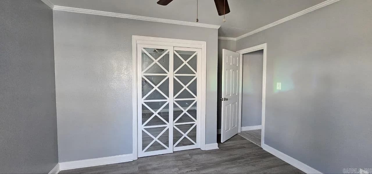 Property at 3100 S Arch - Image 25