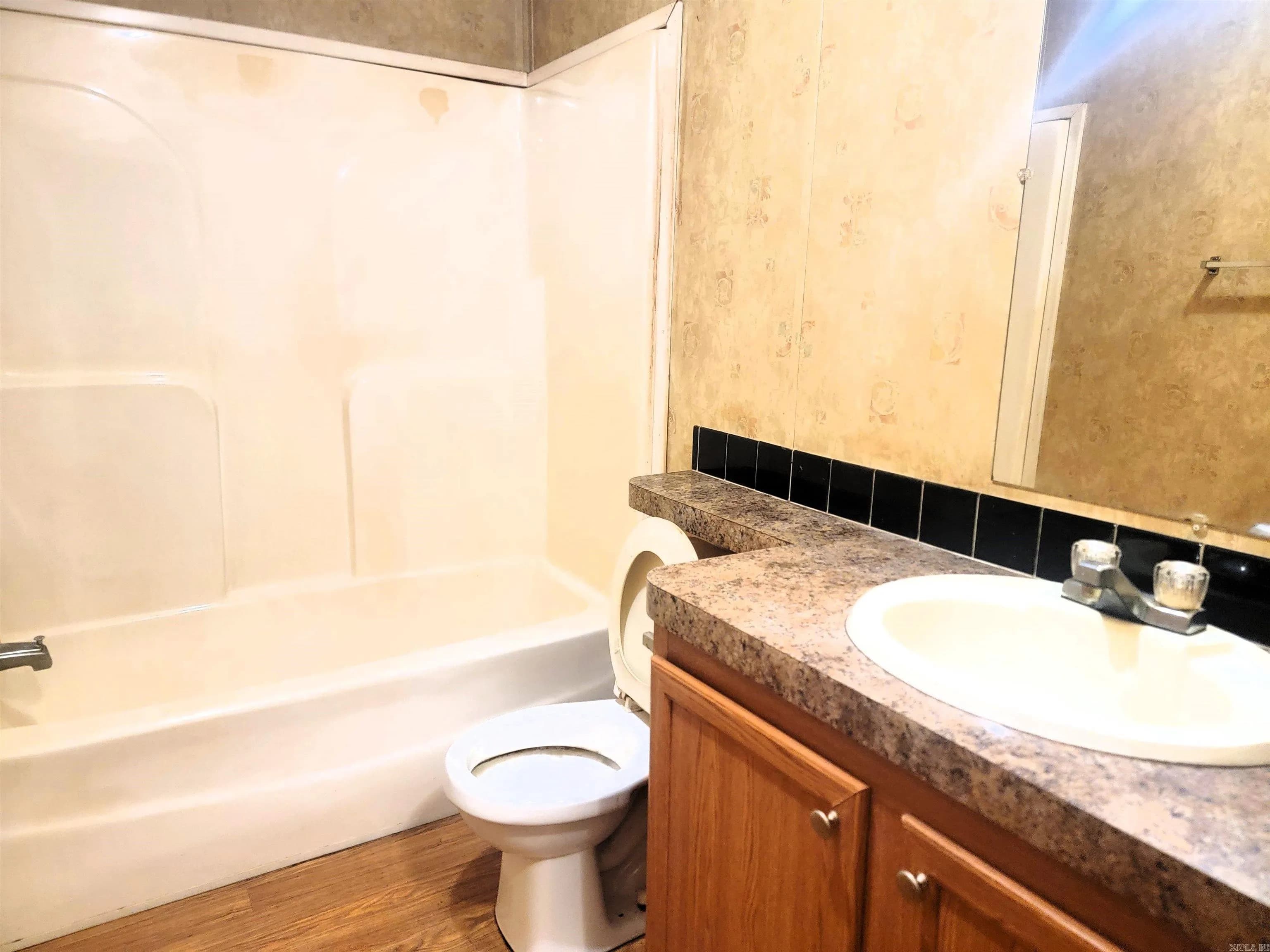 Property at 6530  Forrest oak - Image 8