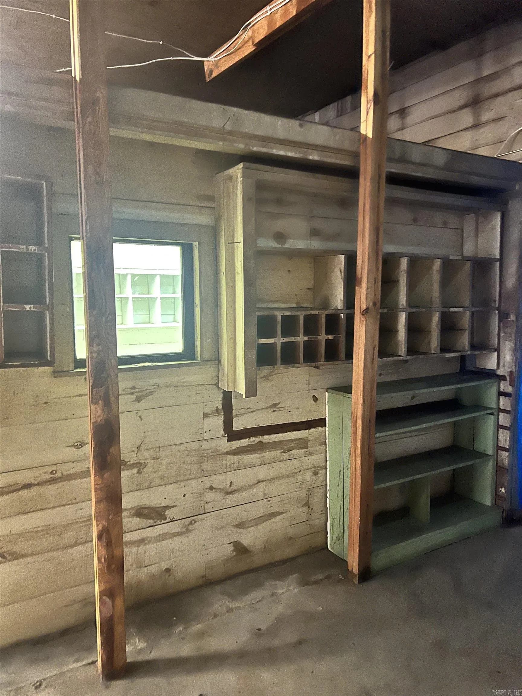 Property at 805  Main - Image 17