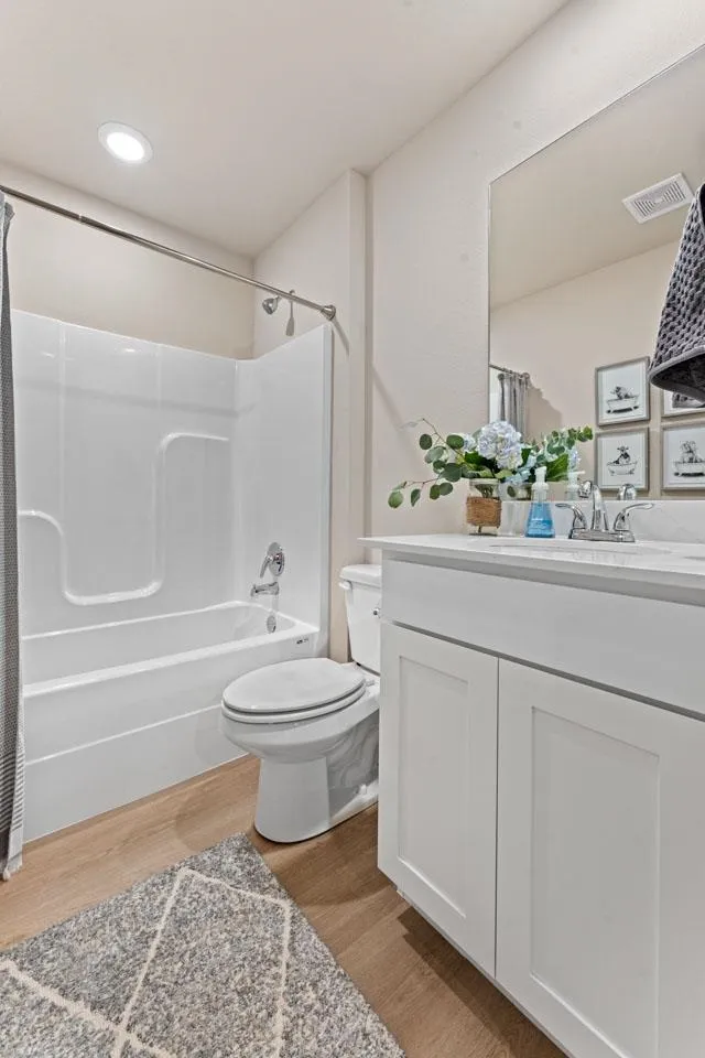Property at 253  Alyece - Image 23