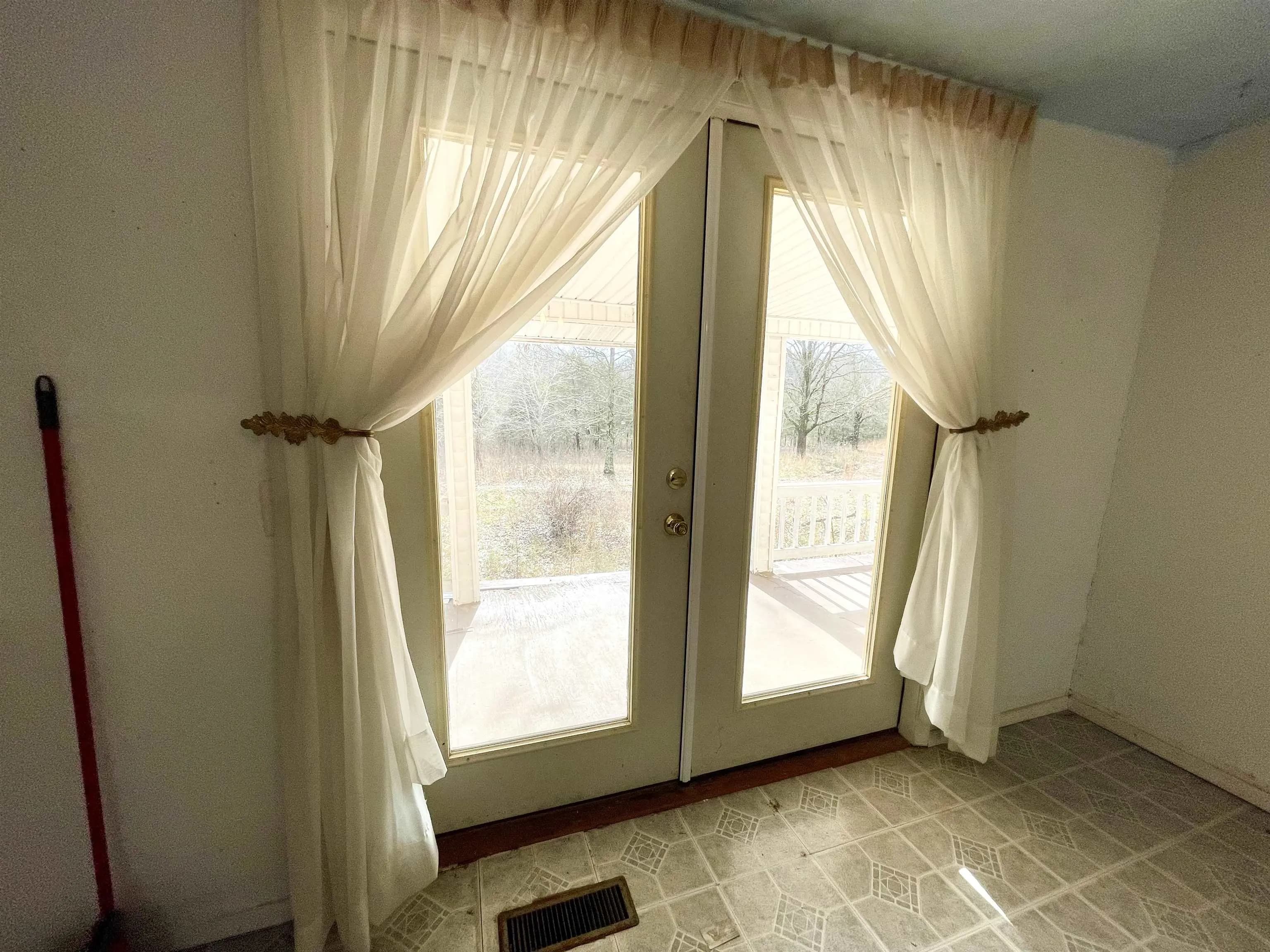 Property at 754  Country spring - Image 13