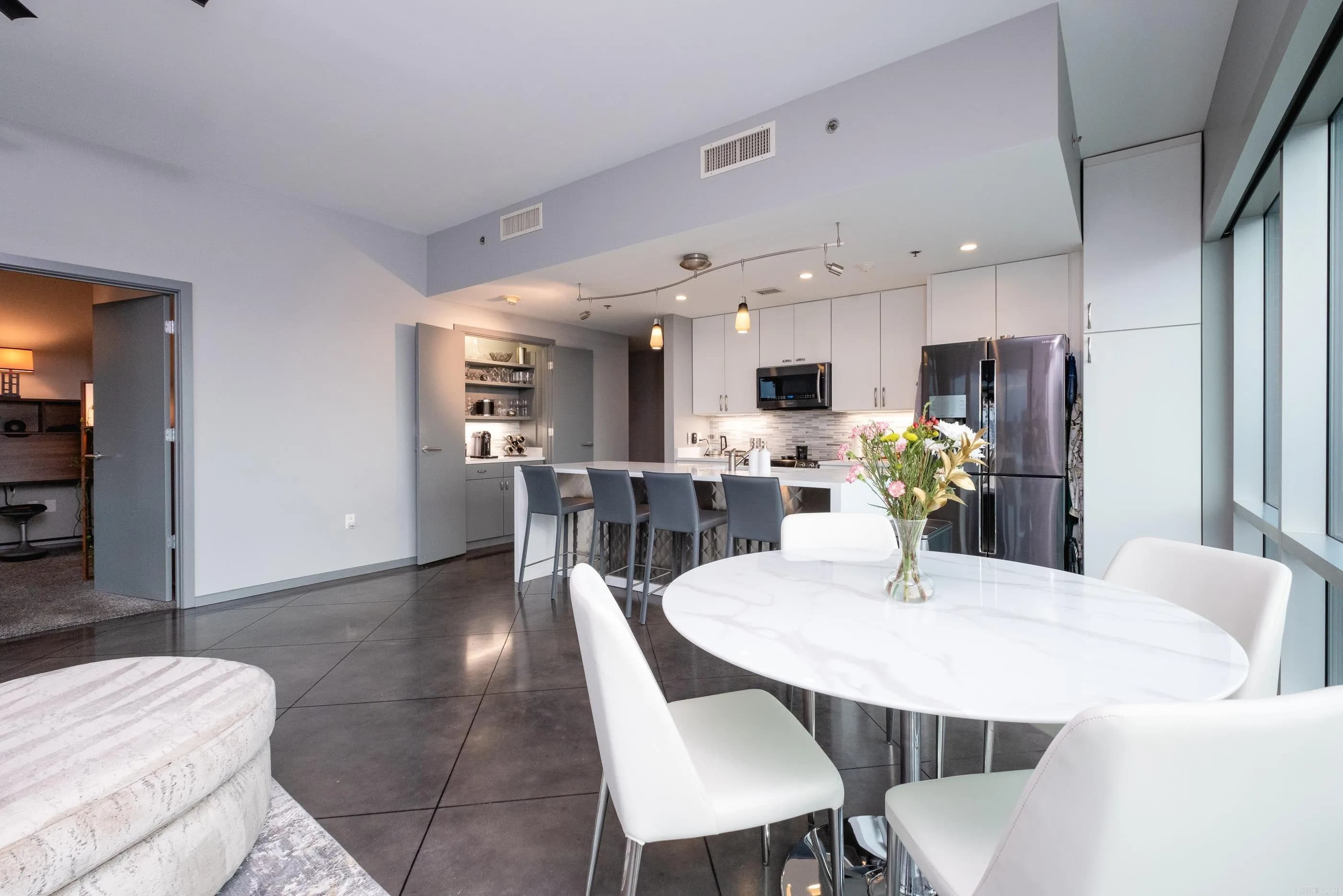 Property at 315  Rock   #910, 910 - Image 8