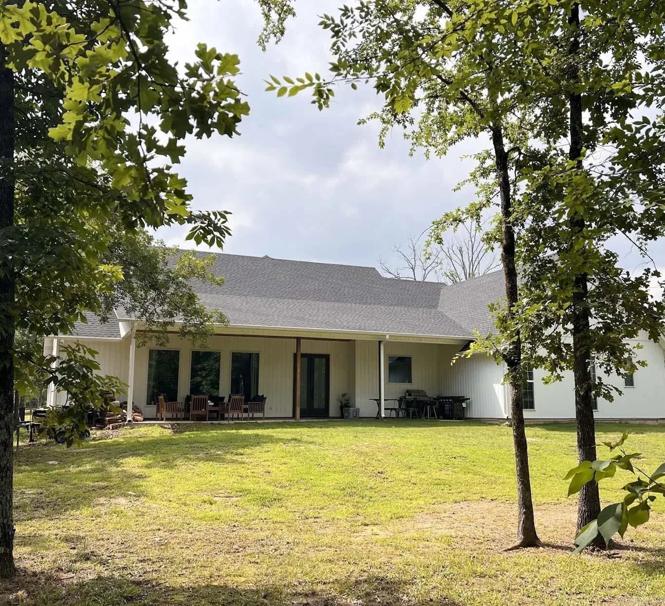 Property at 126  Walnut ln - Image 4
