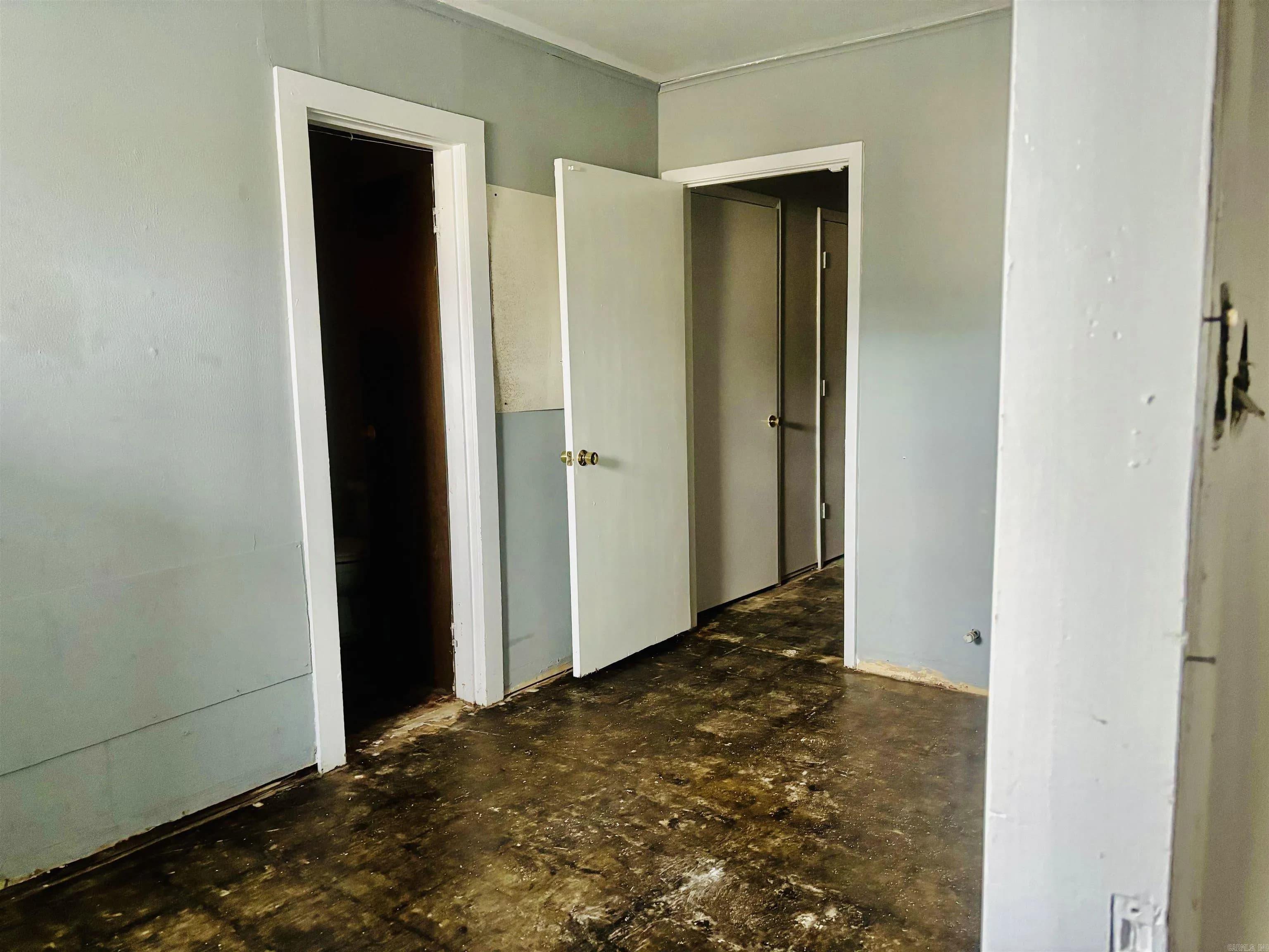 Property at 417 W Front st - Image 11