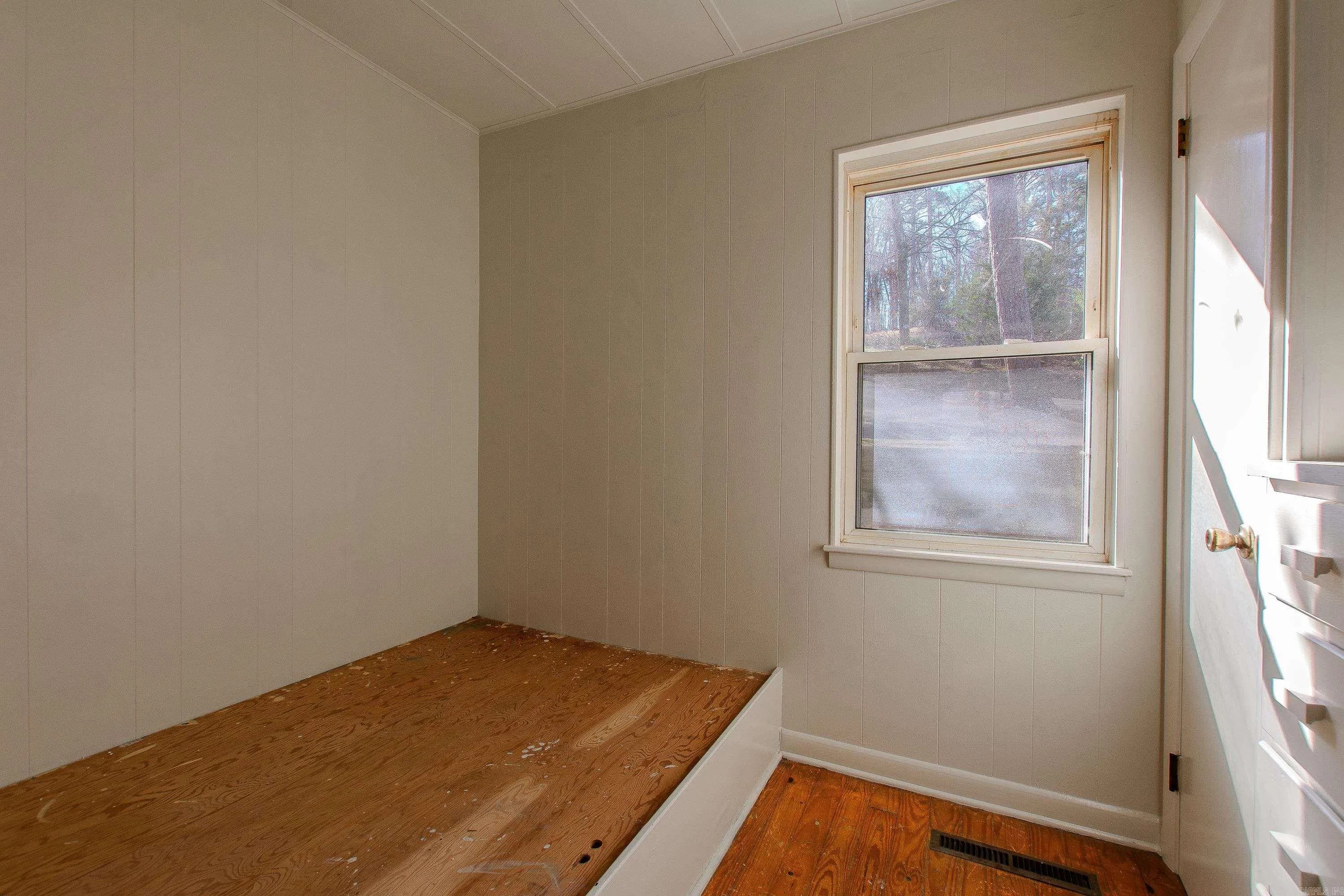Property at 17016  Cabes point - Image 16
