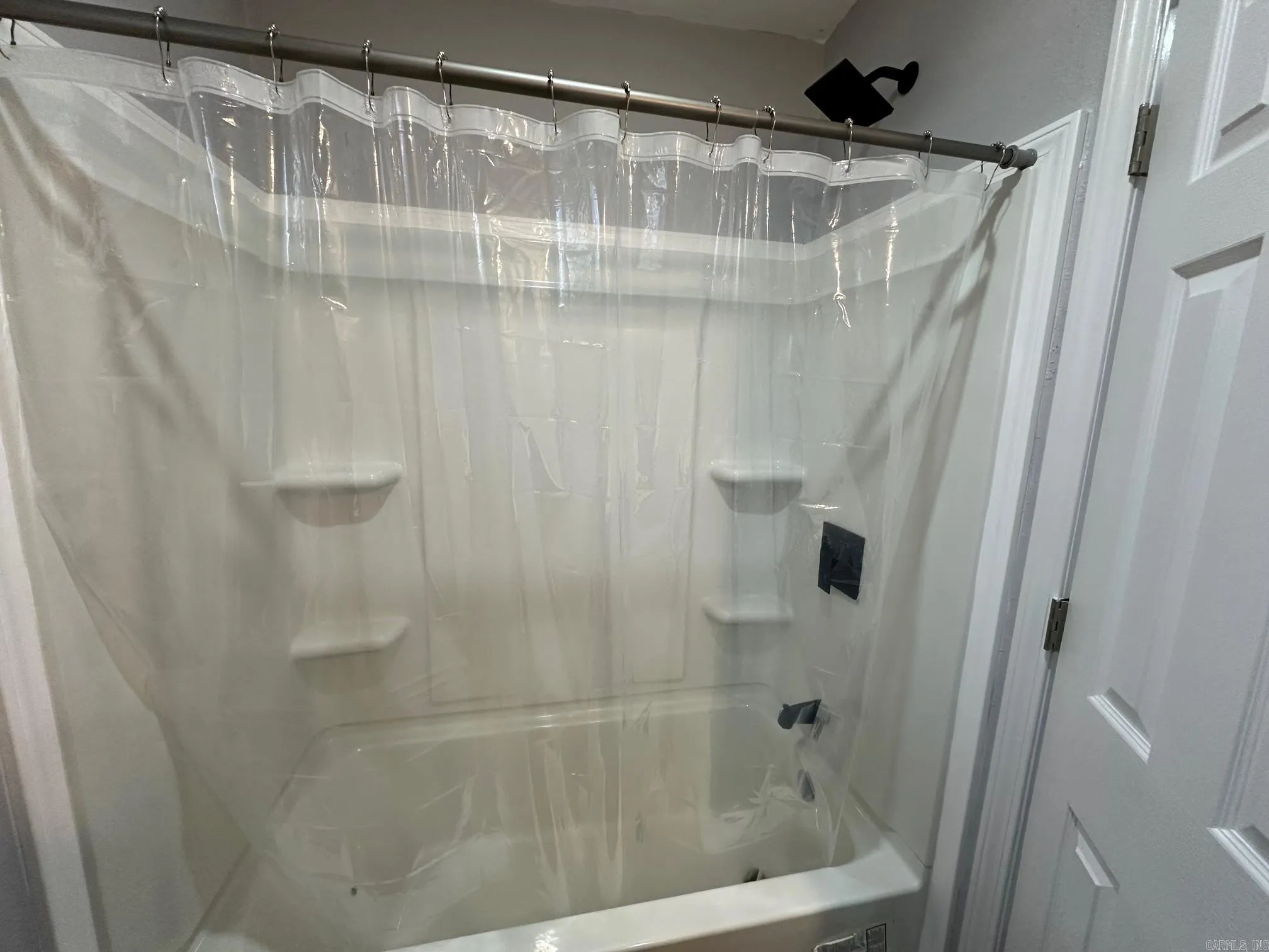 Property at 412 N Center - Image 15