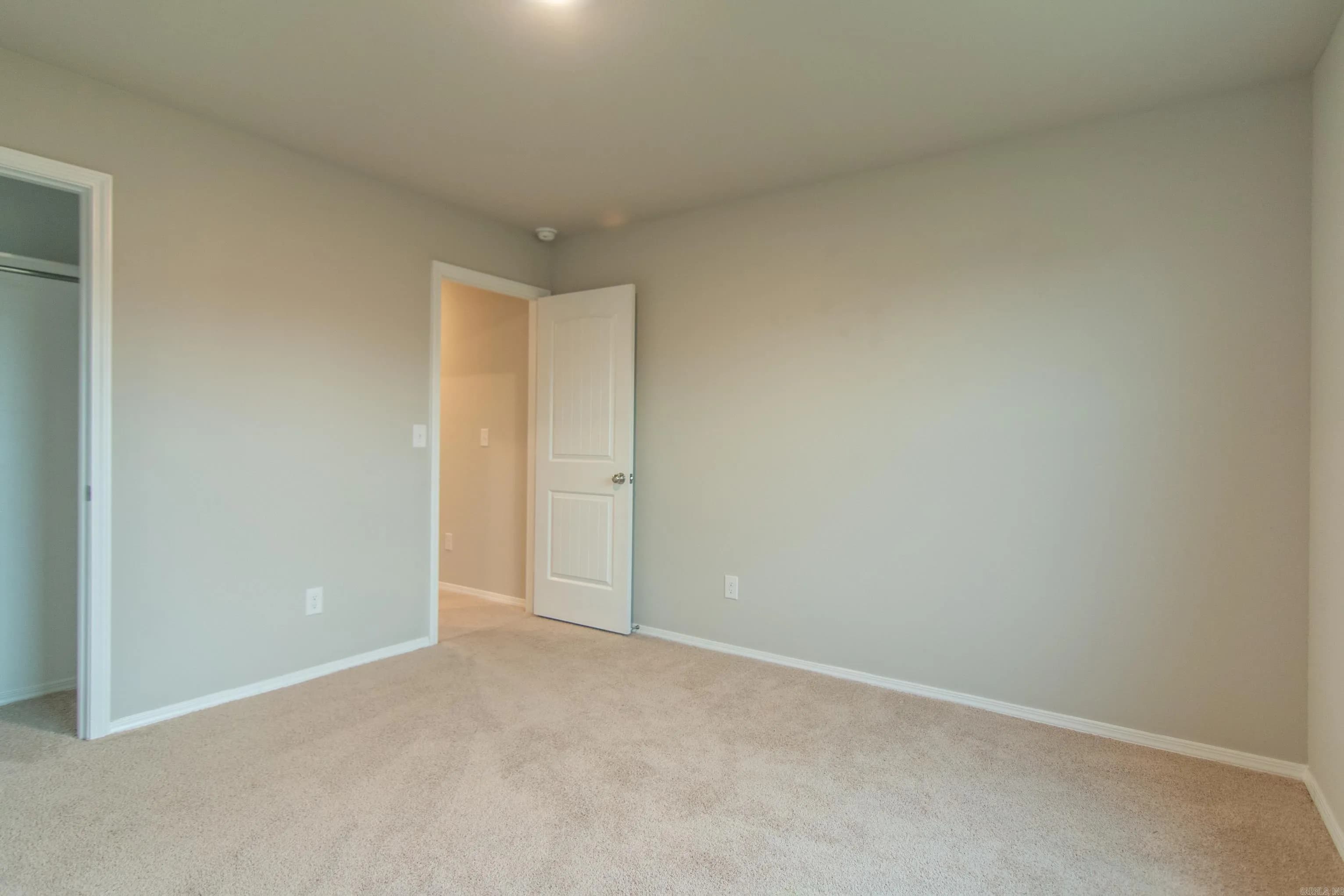 Property at 1302  Springvine - Image 14