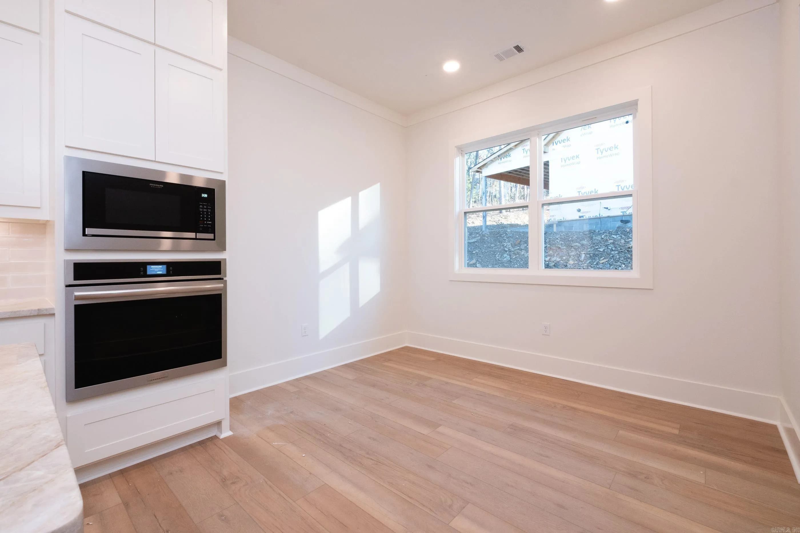 Property at 129  Calion court - Image 15