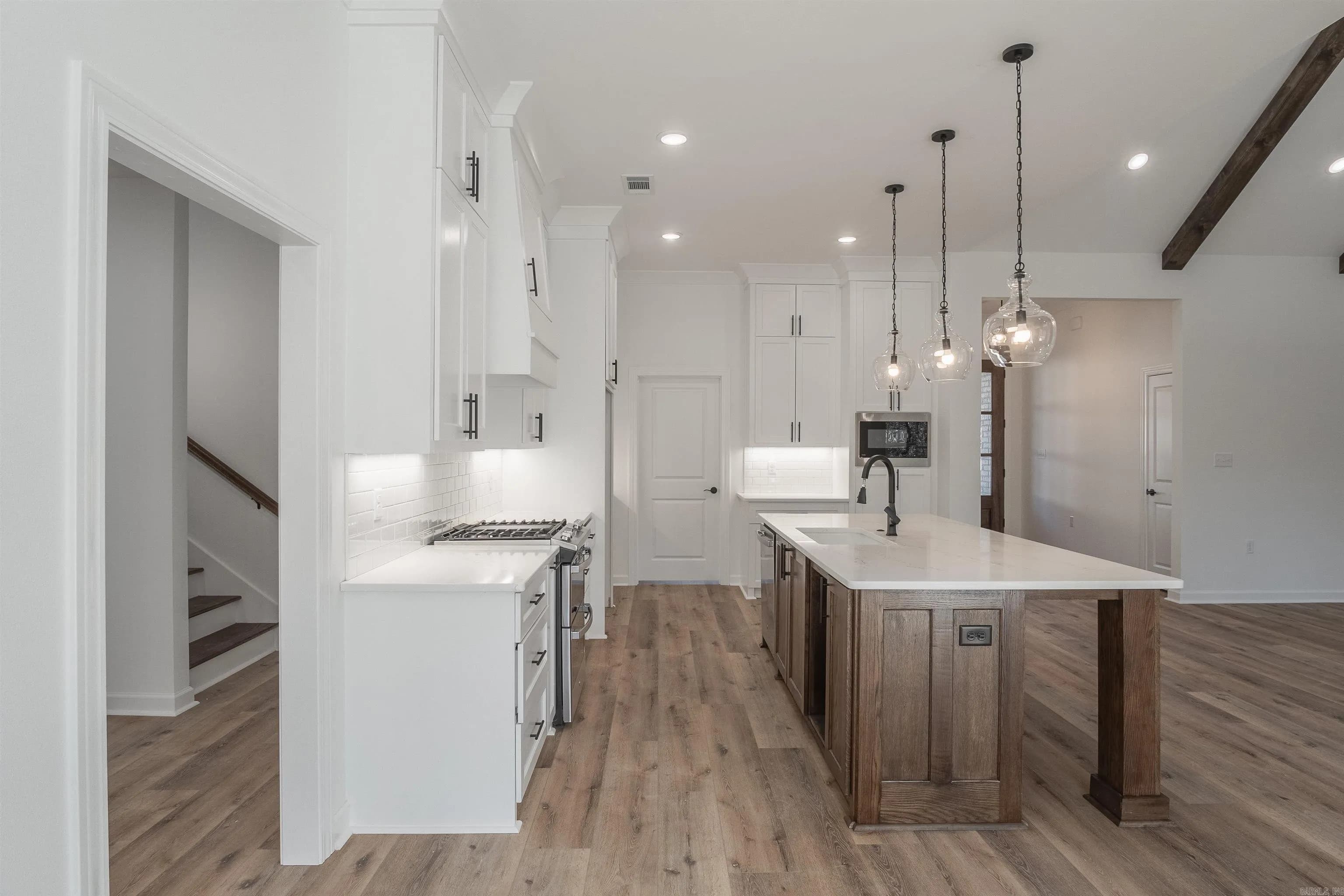 Property at 206  Mountain ranch - Image 15