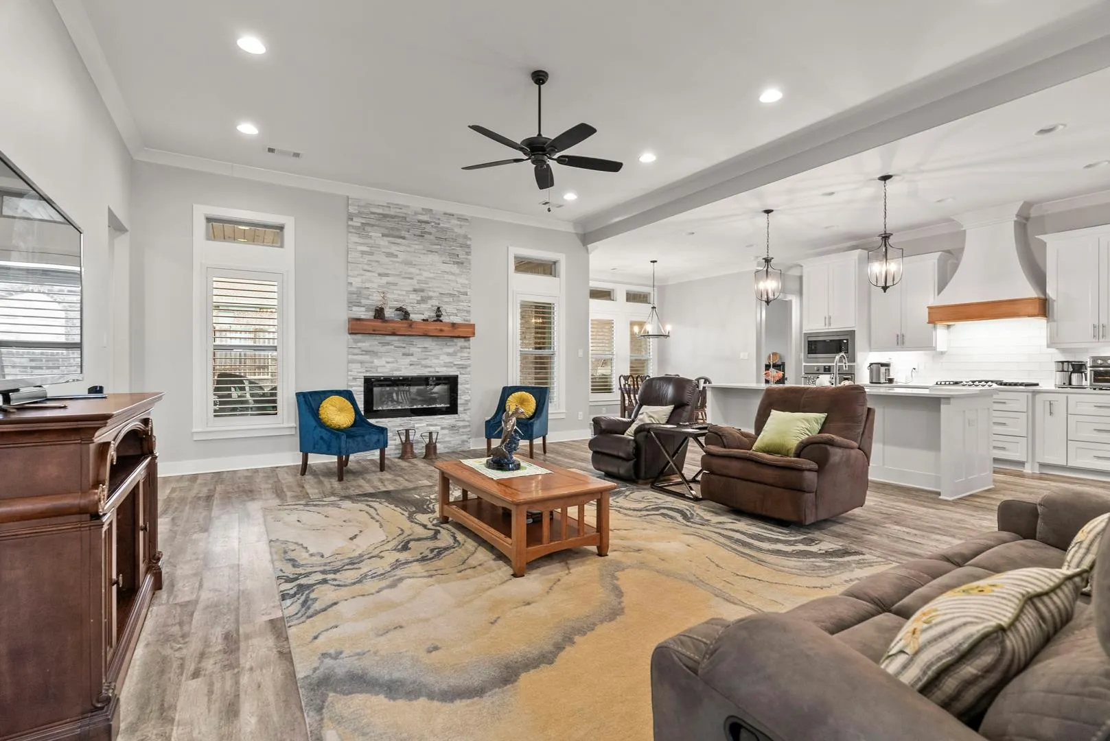 Property at 9840  Laurel oak - Image 9