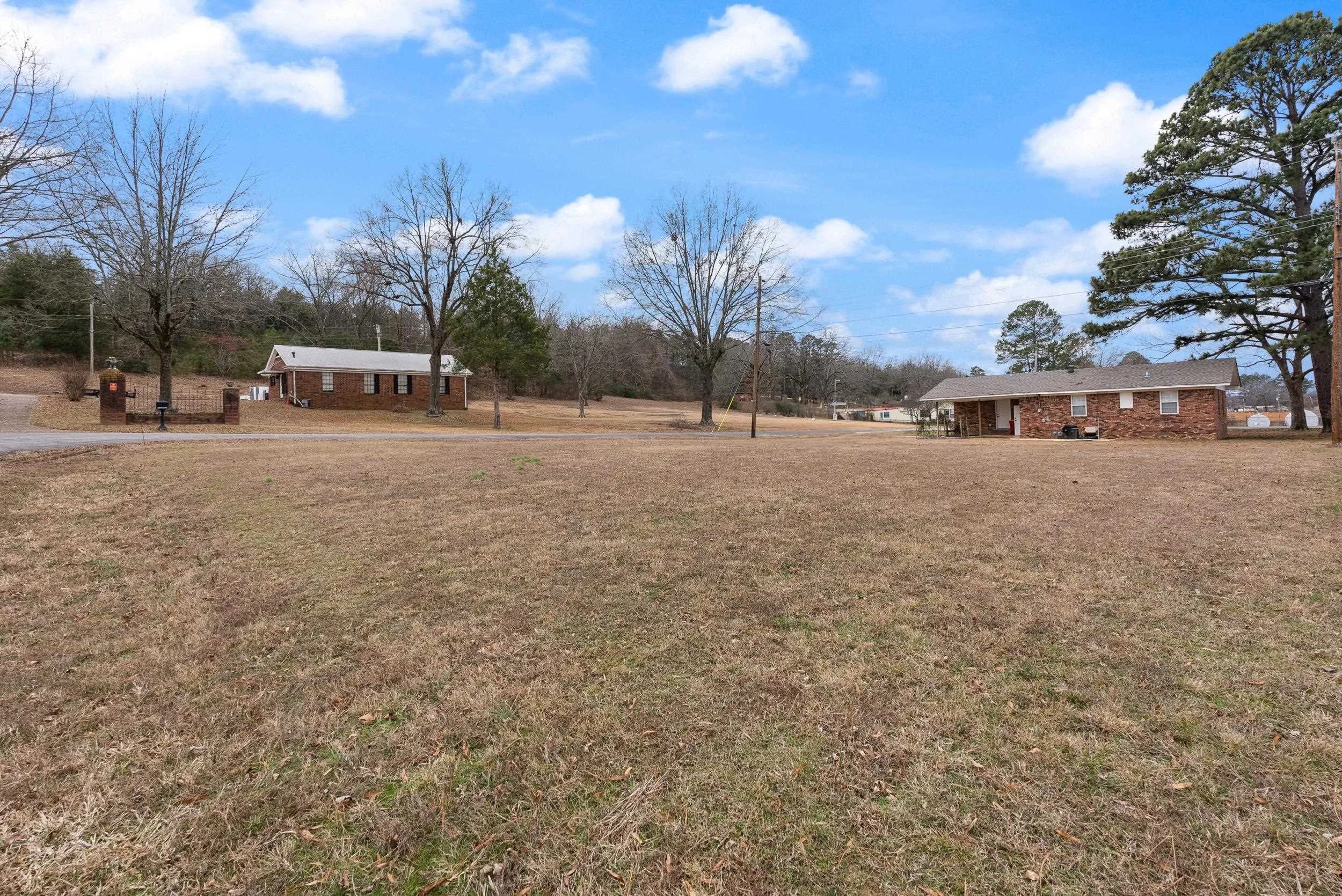 Property at 113 S Crestliner - Image 40