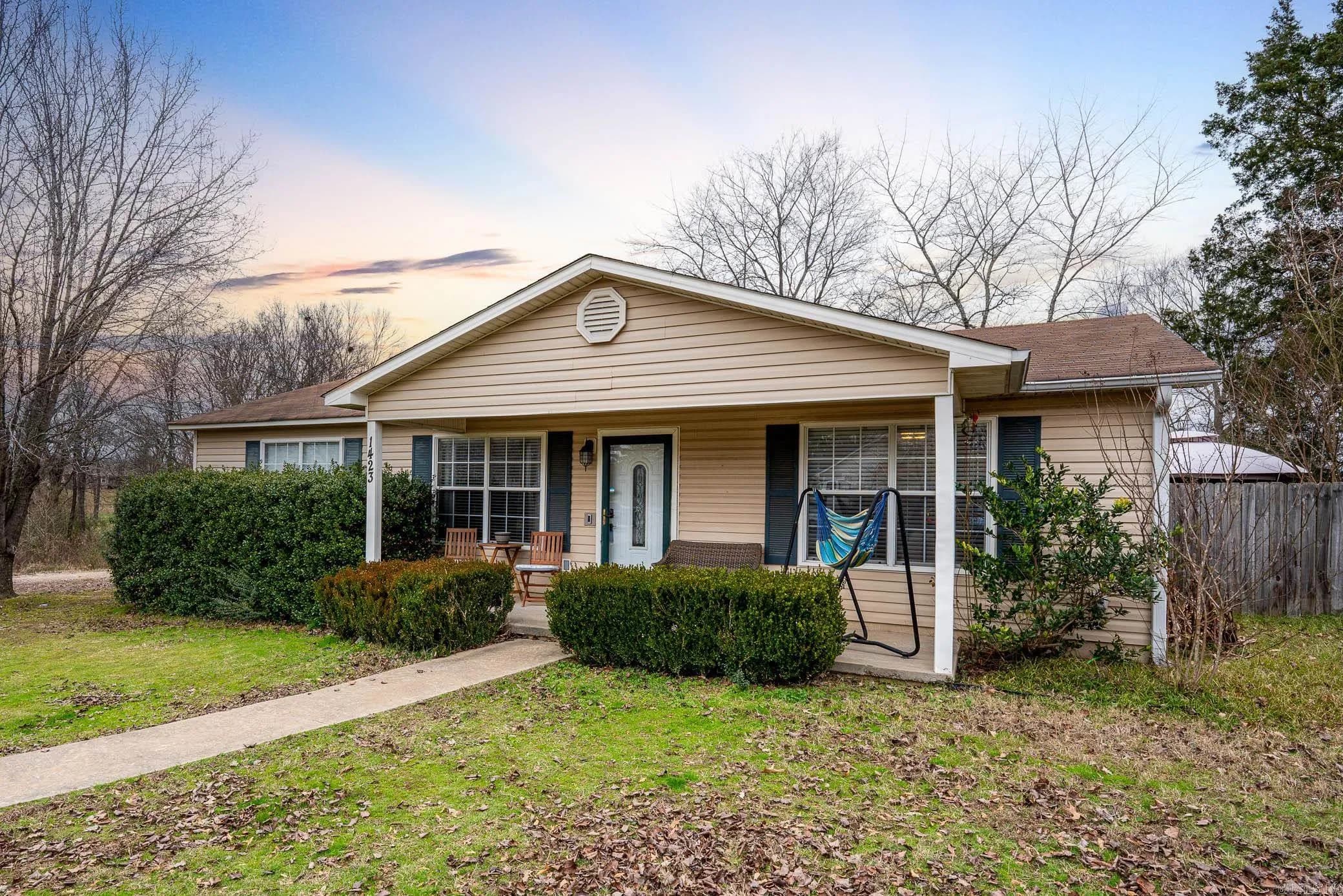 Property at 1423  David lee - Image 2