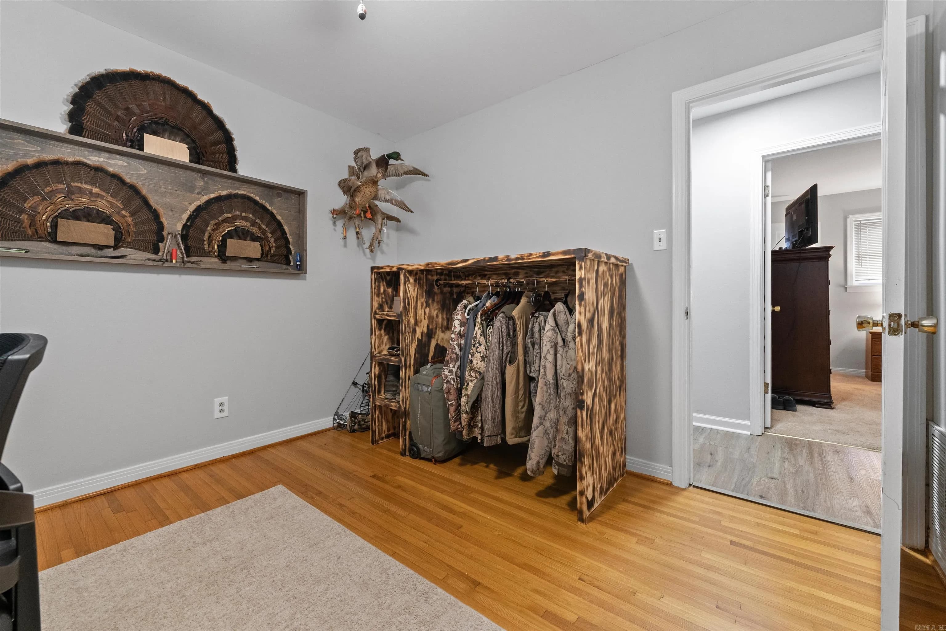 Property at 600  Sherwood - Image 27