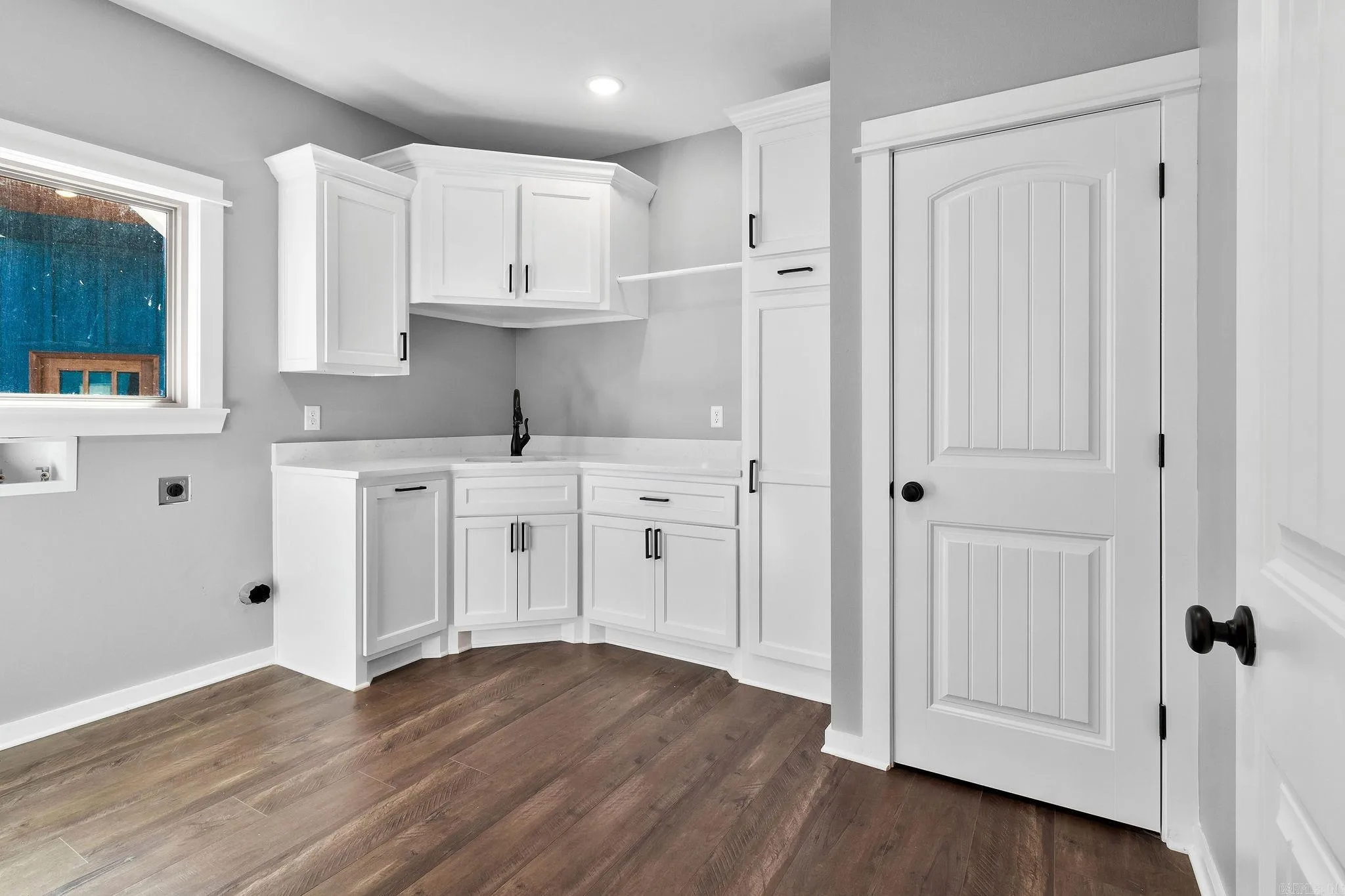 Property at 99  Sawyer road - Image 16