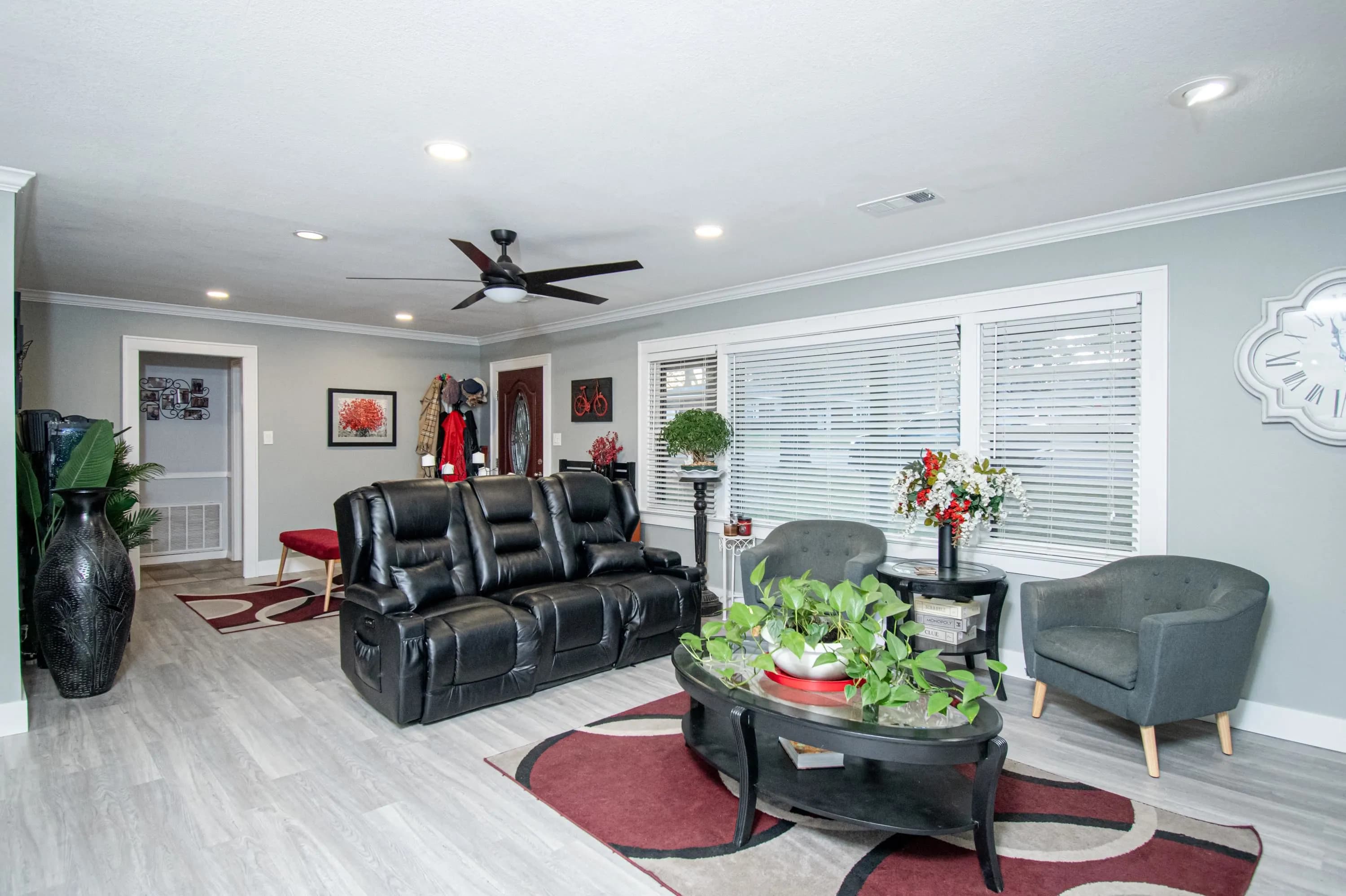 Property at 2411  Edgewood - Image 10