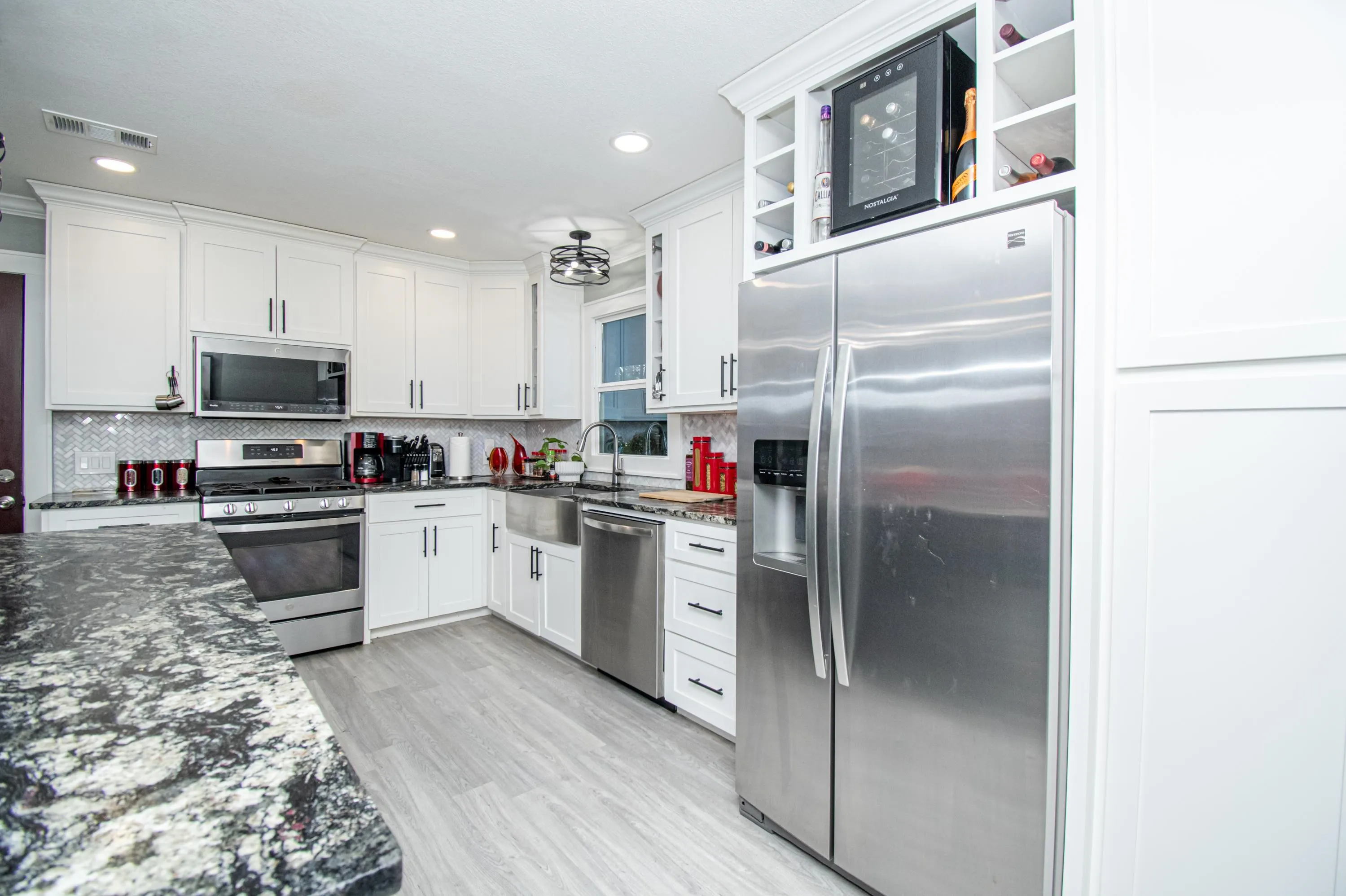 Property at 2411  Edgewood - Image 5