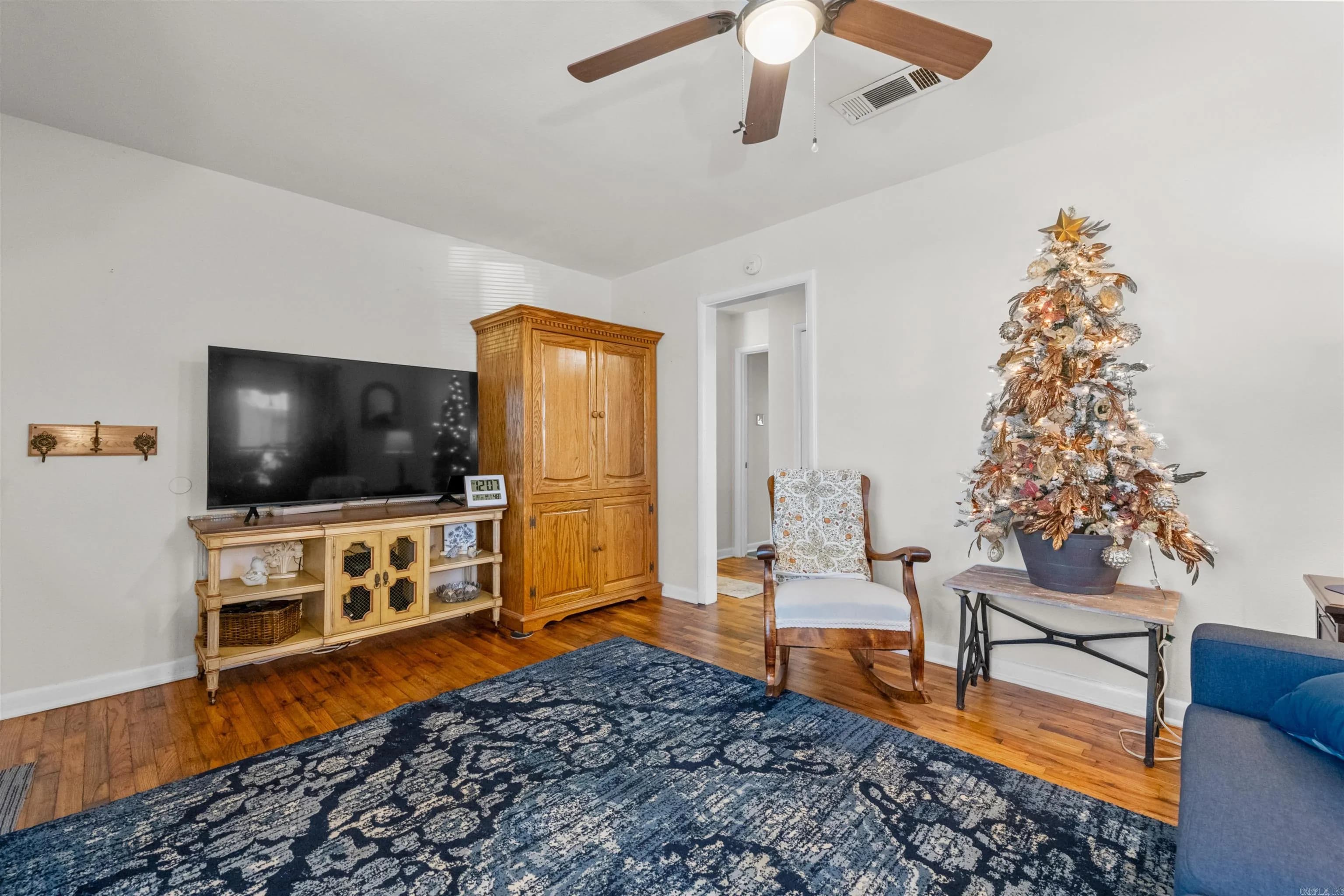 Property at 2001  Hatcher - Image 5