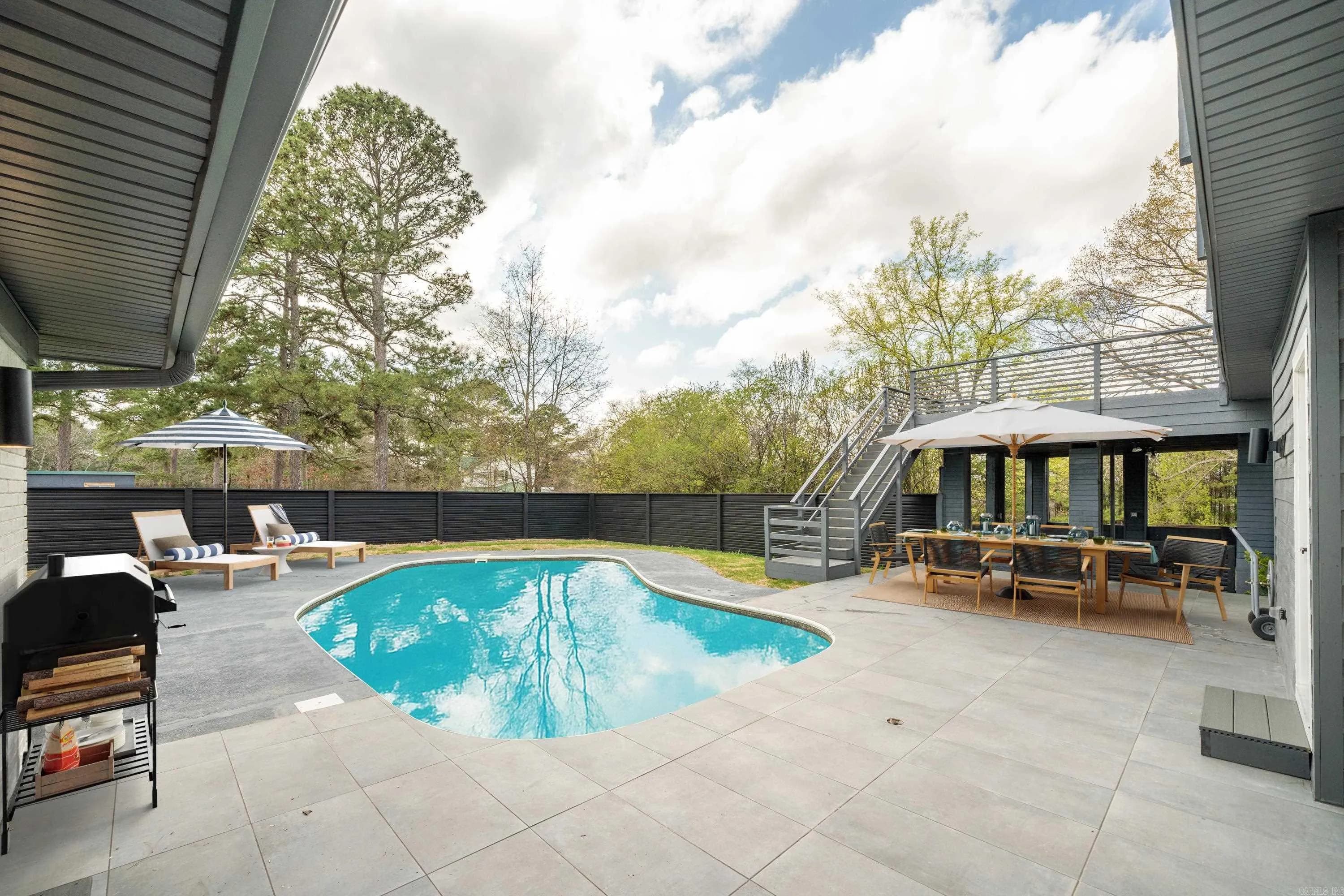 Property at 218  Charming heights - Image 27
