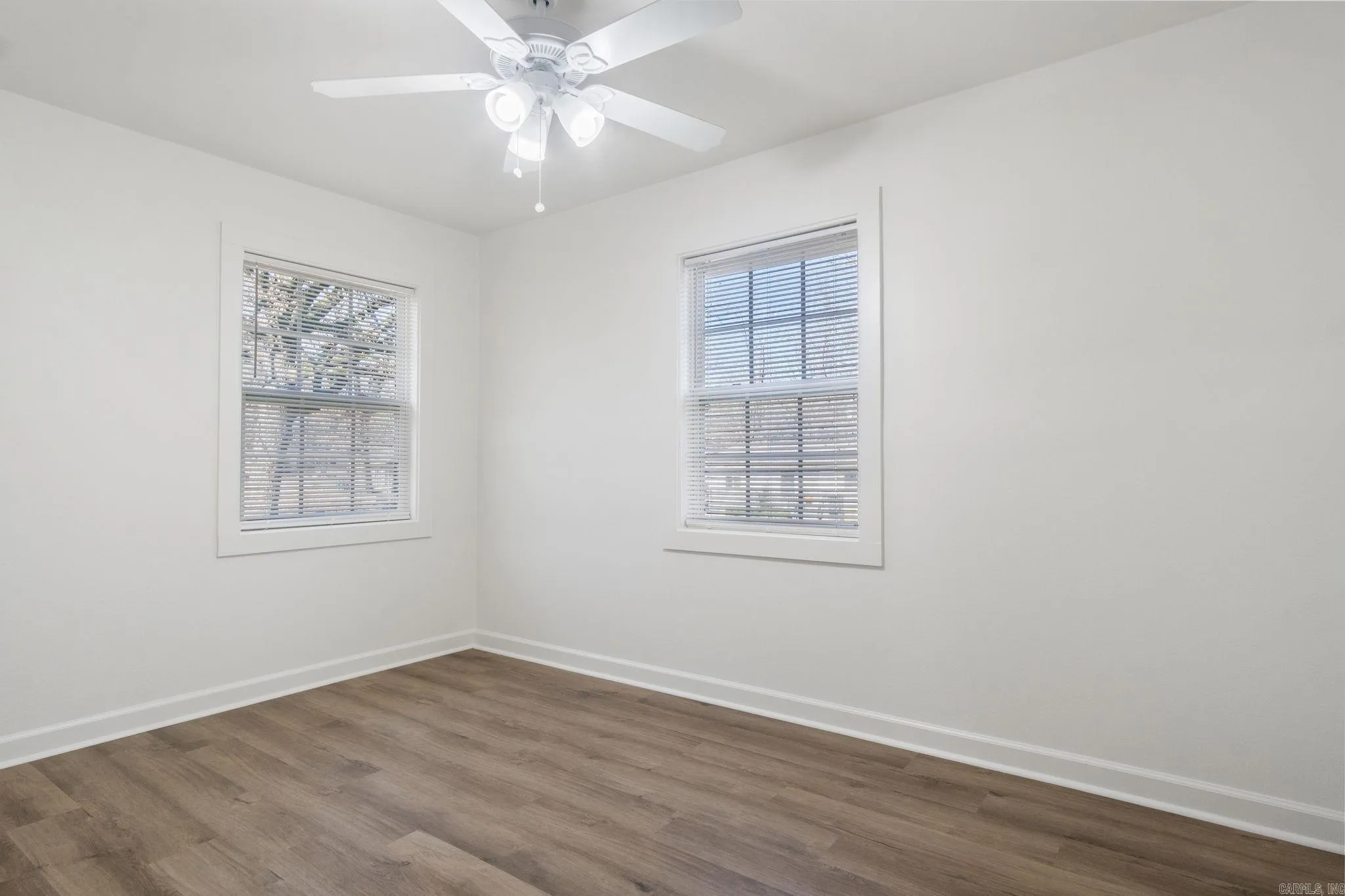 Property at 29  Winchester - Image 24