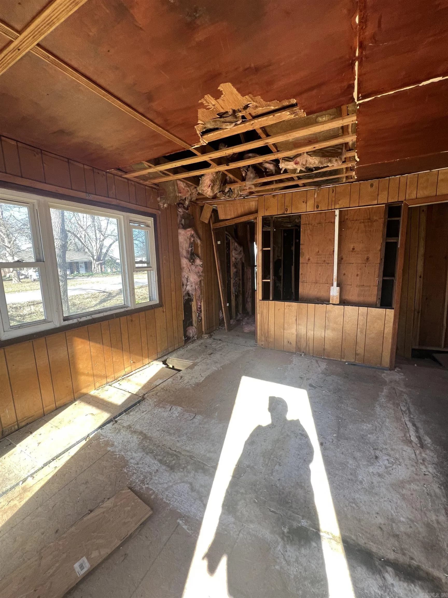 Property at 107  Ulysses - Image 4
