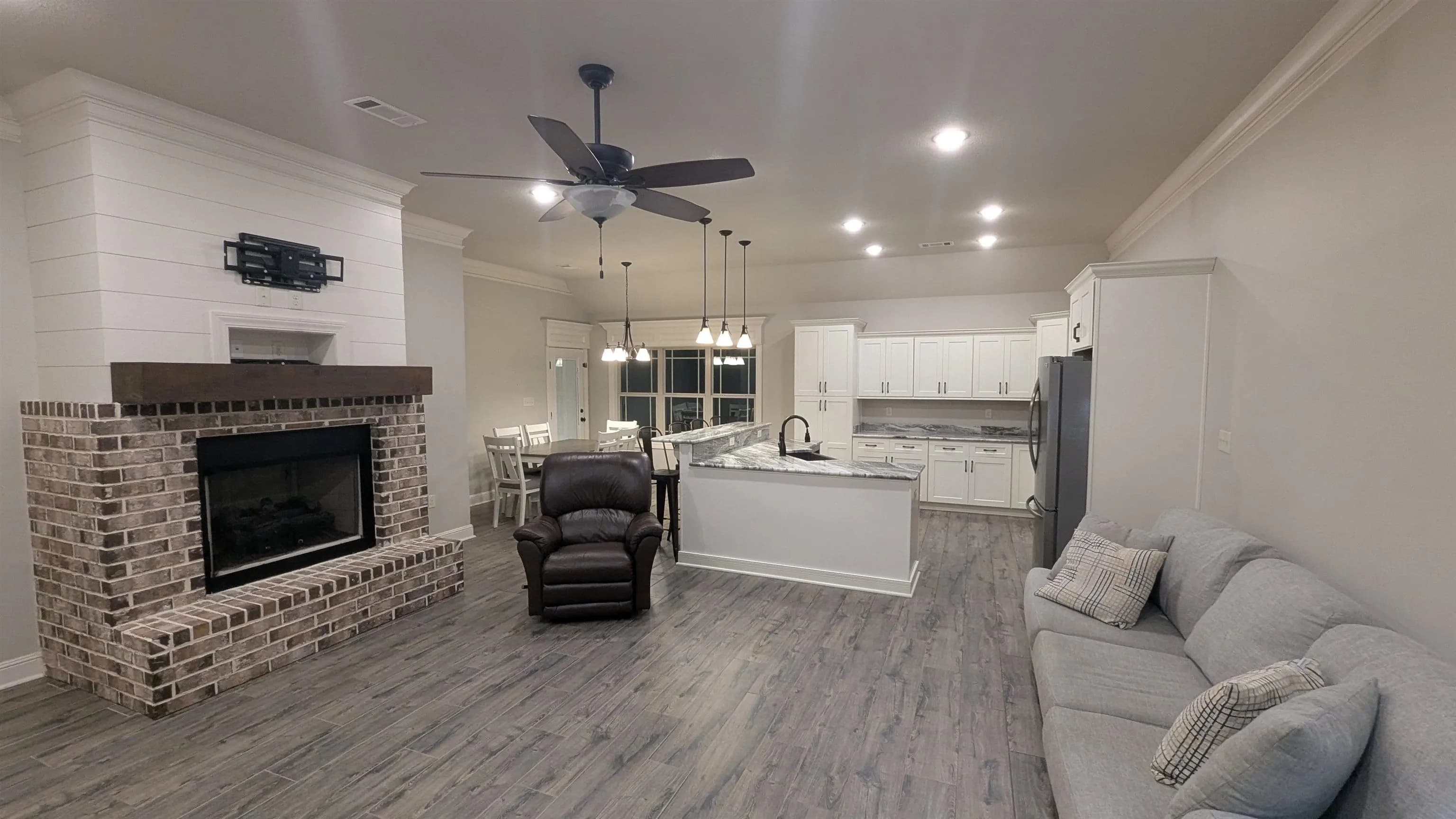 Property at 4318  Cypress pointe - Image 5