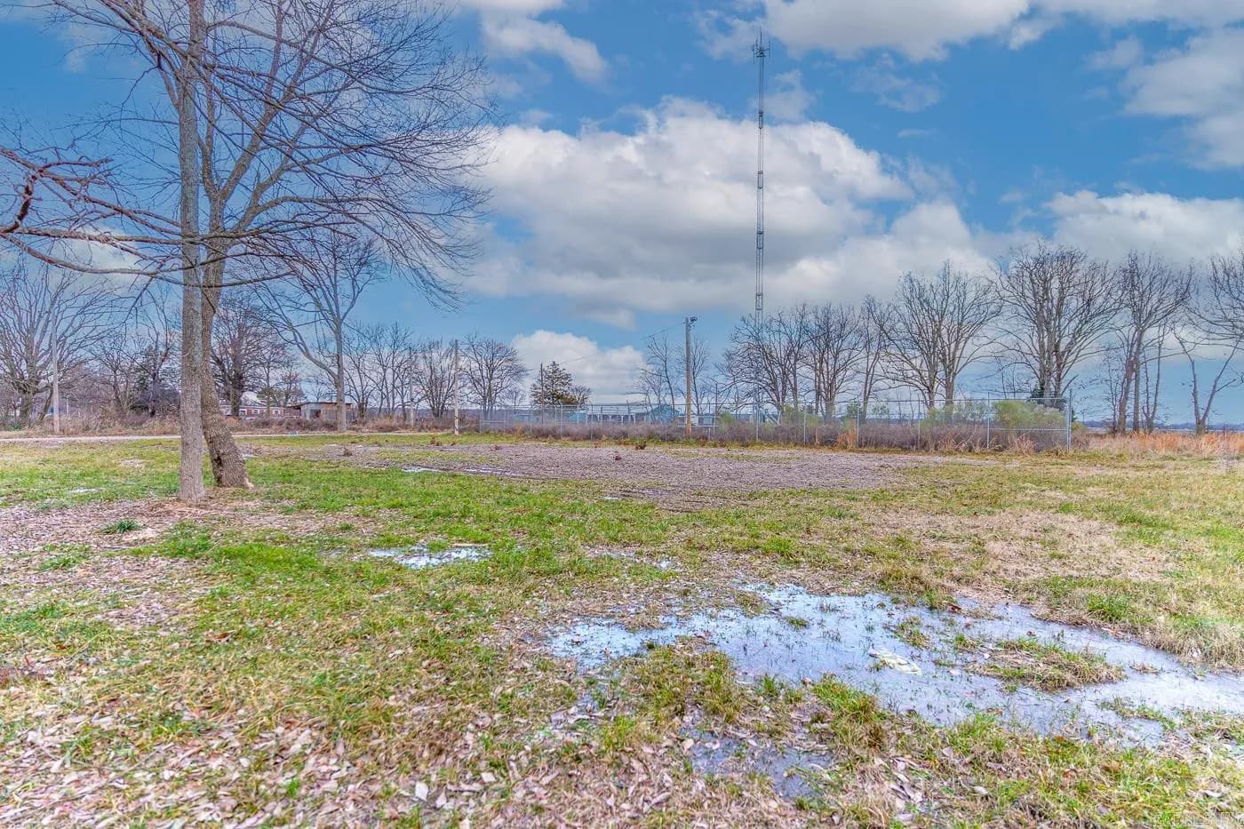 Property at 302  Duncan - Image 5