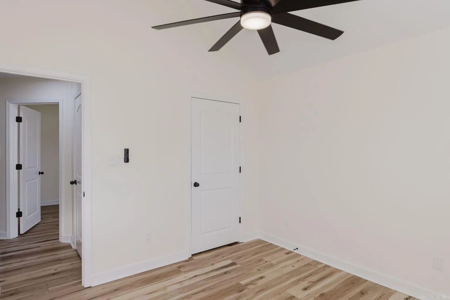 Property at 5401  Glenn cove - Image 21
