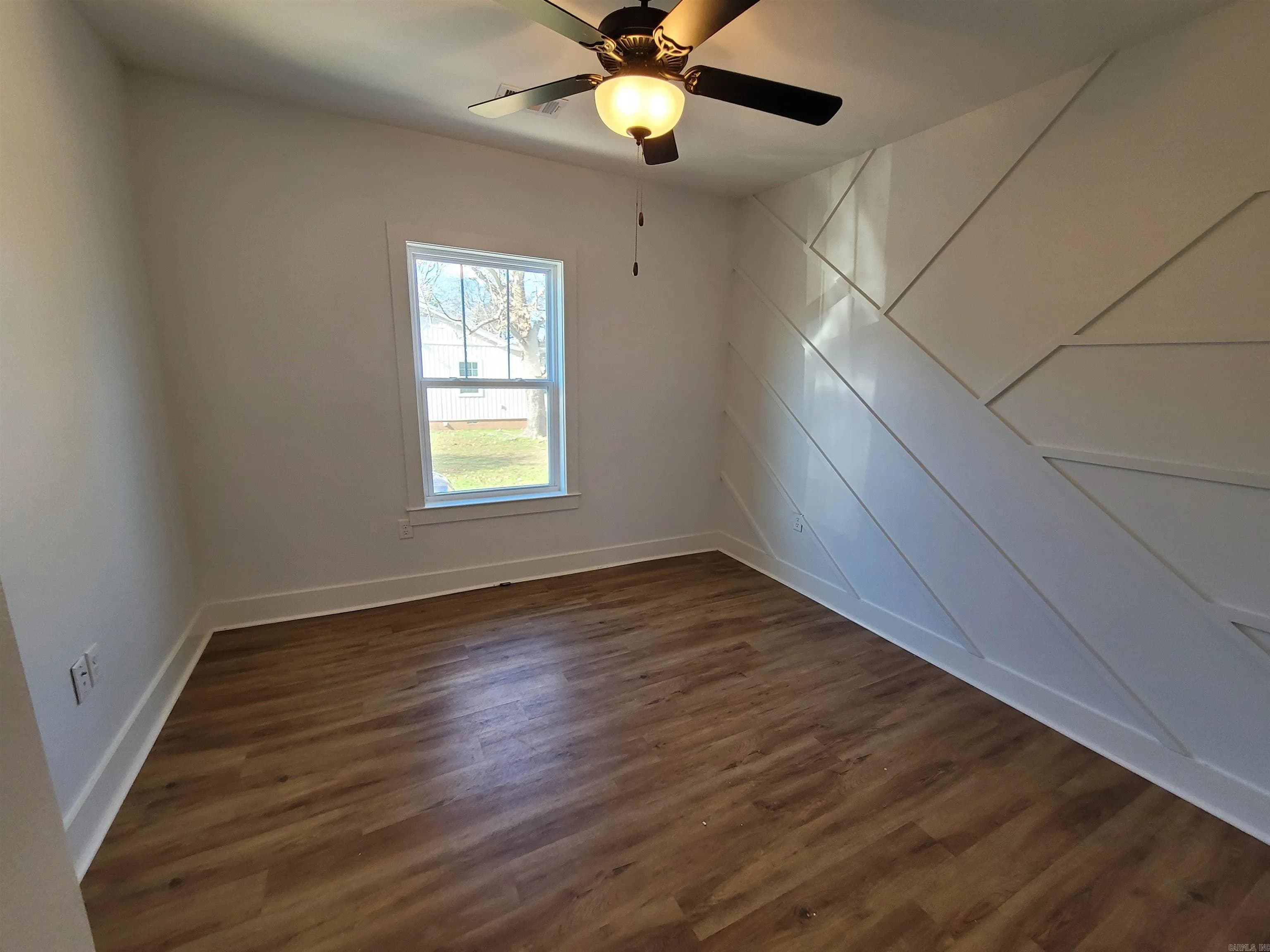 Property at 1025  Jackman - Image 14